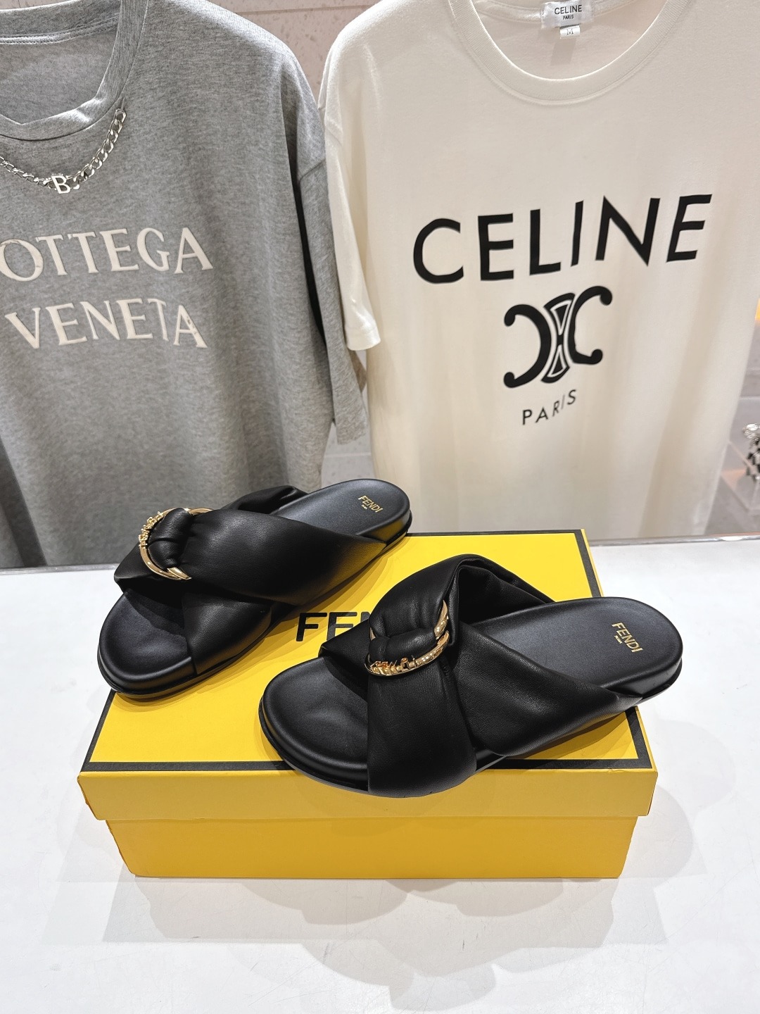 펜* 2025ss 여름 신상 슬리퍼