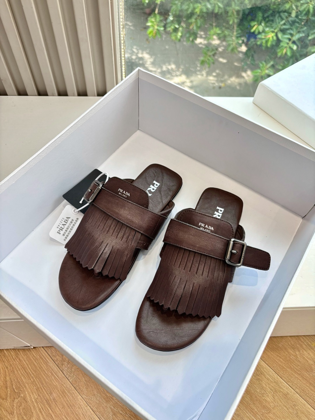 프*다 25ss 빈티지 태슬 세미슬리퍼