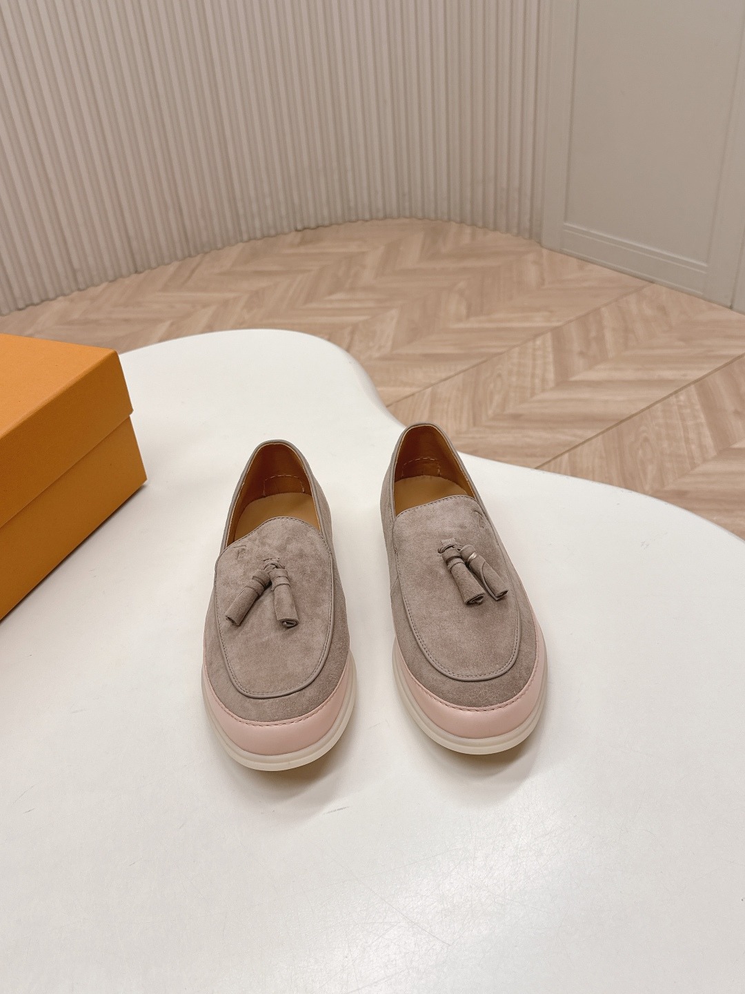 토* 신상 태슬 로퍼