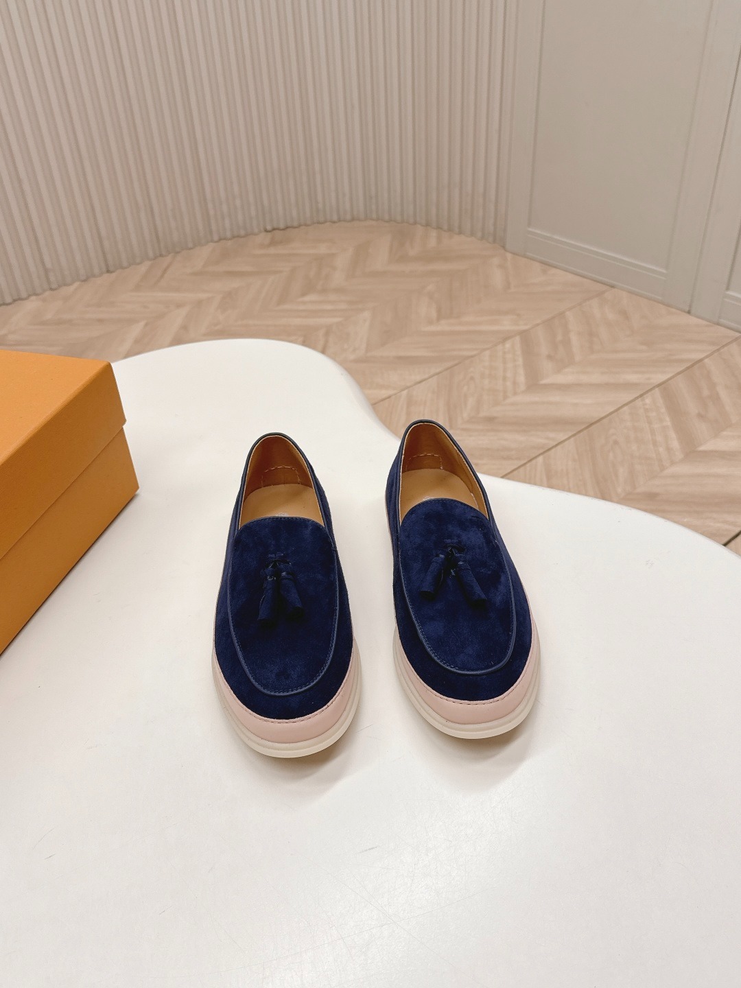 토* 신상 태슬 로퍼