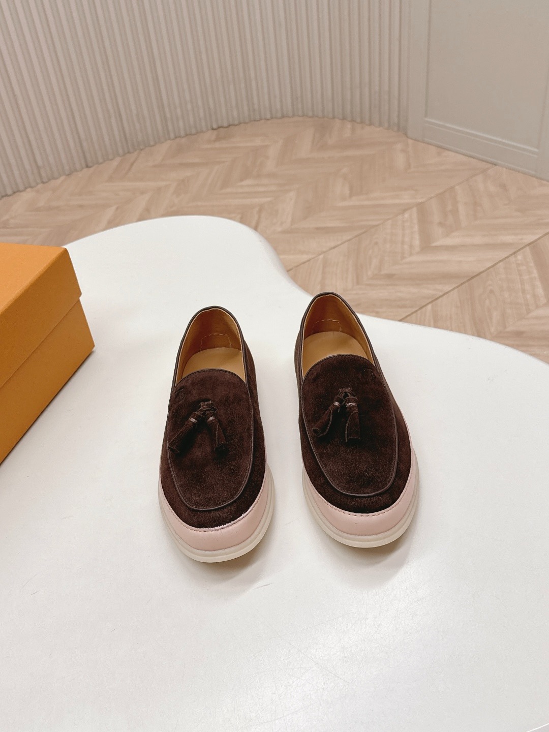 토* 신상 태슬 로퍼