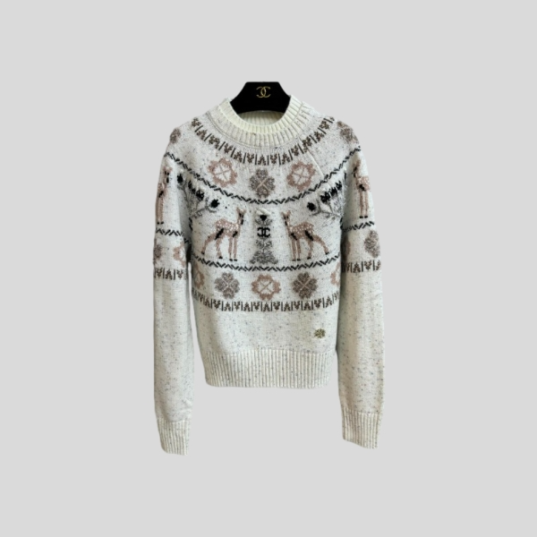 샤넬 사슴 눈송이 스웨터