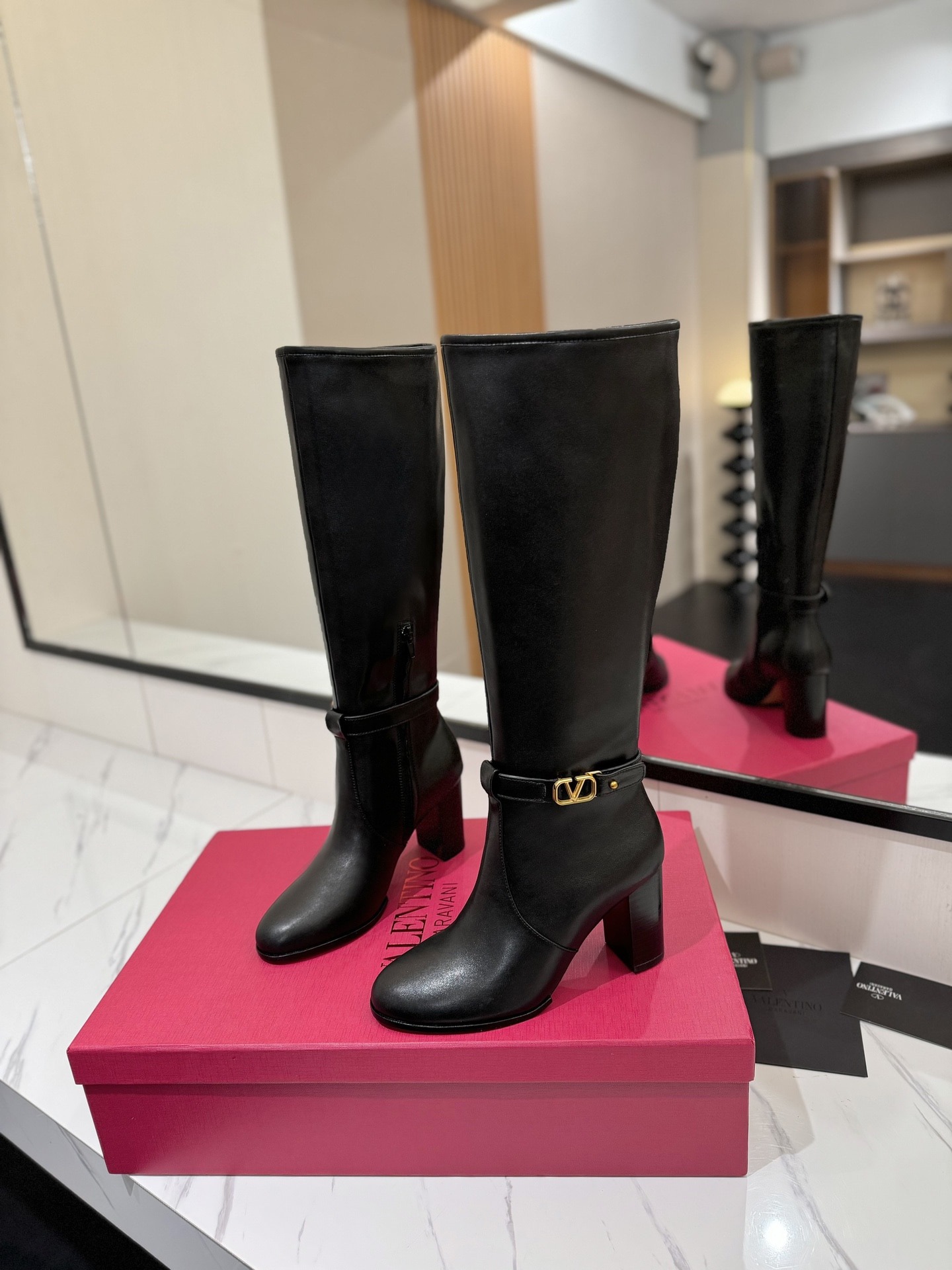 발*티노 25 신상 하이 부츠