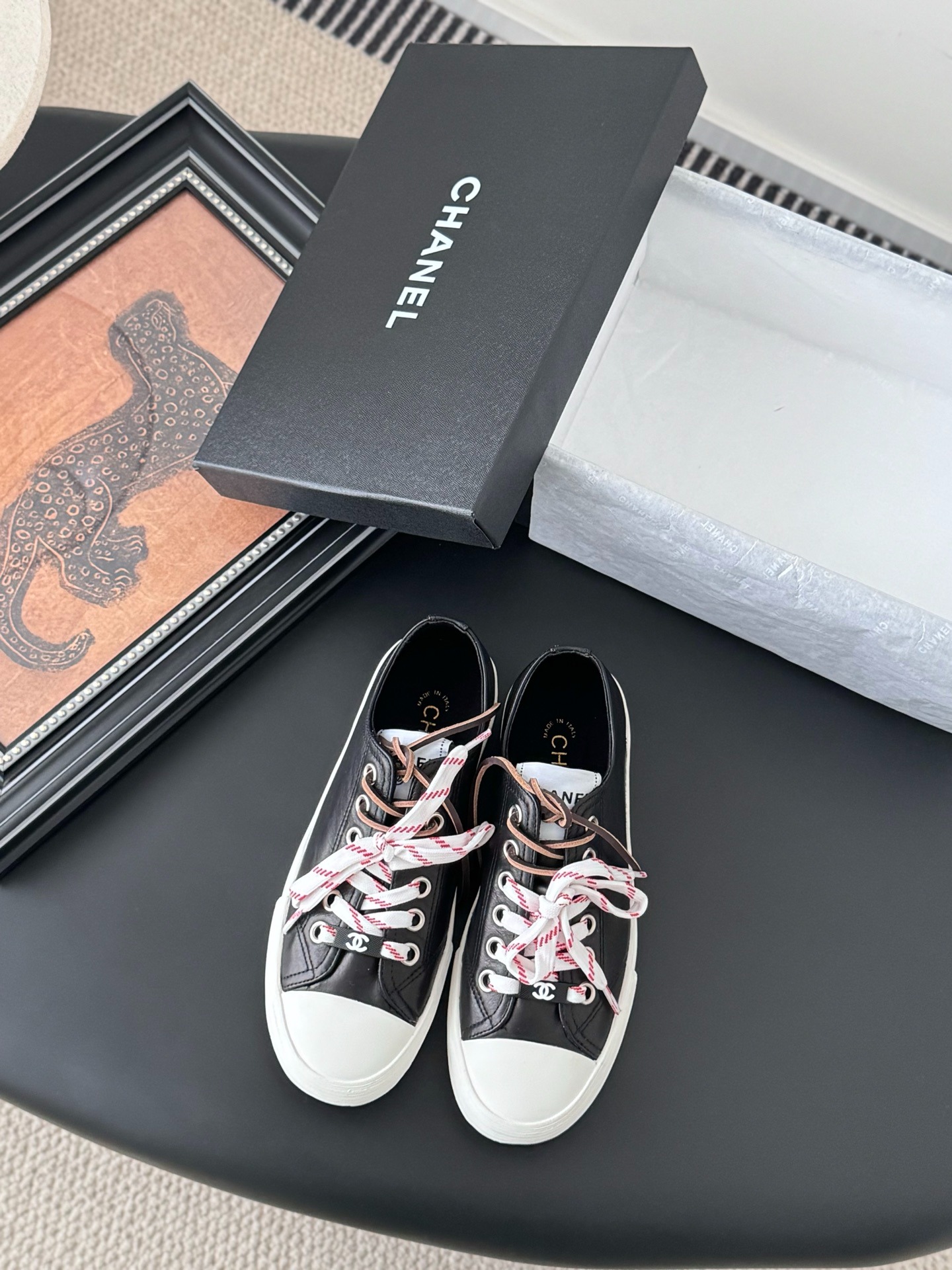 샤* 25K 신상 팬더 패치 스니커즈