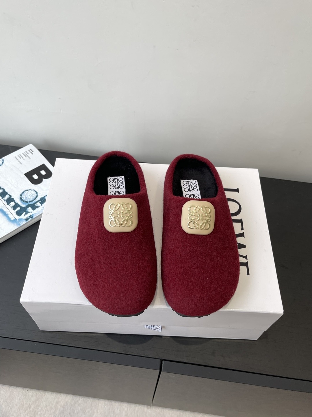 로*베 25ss 신상 발칸 세미슬리퍼