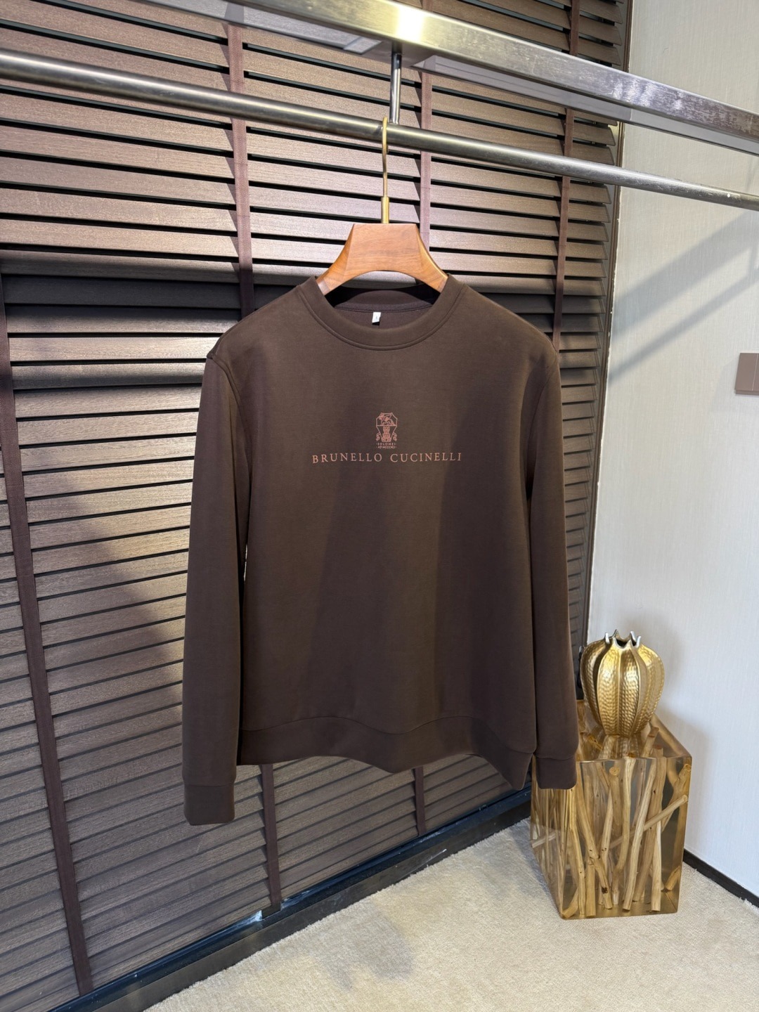 브*넬로 쿠치넬리 신상 라운드 맨투맨