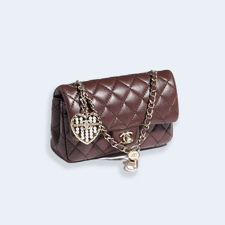 샤넬 램스킨 클래식 후크 미니백 다크 브라운