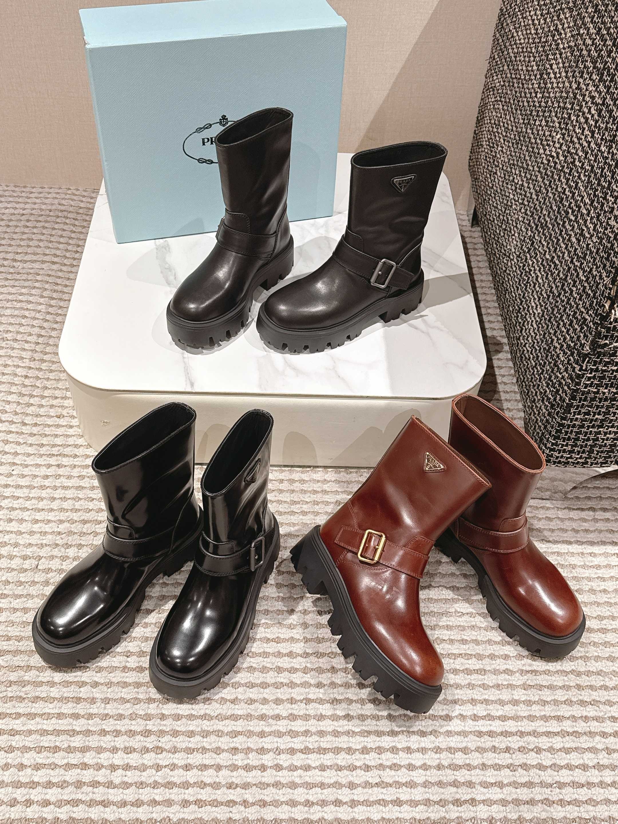 프*다 25 신상 클래식 통굽 앵클부츠