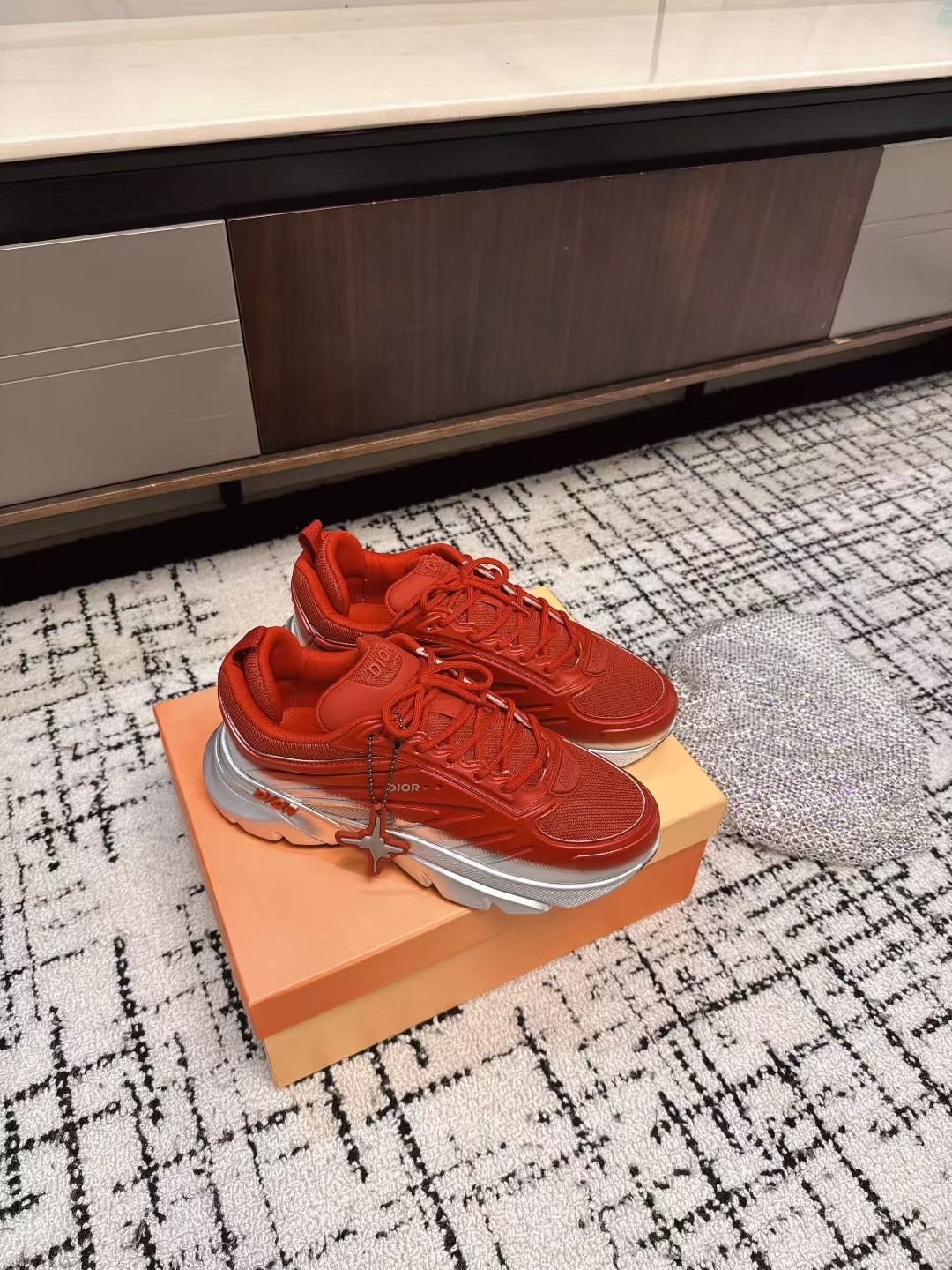 디* 가을 신상 스니커즈