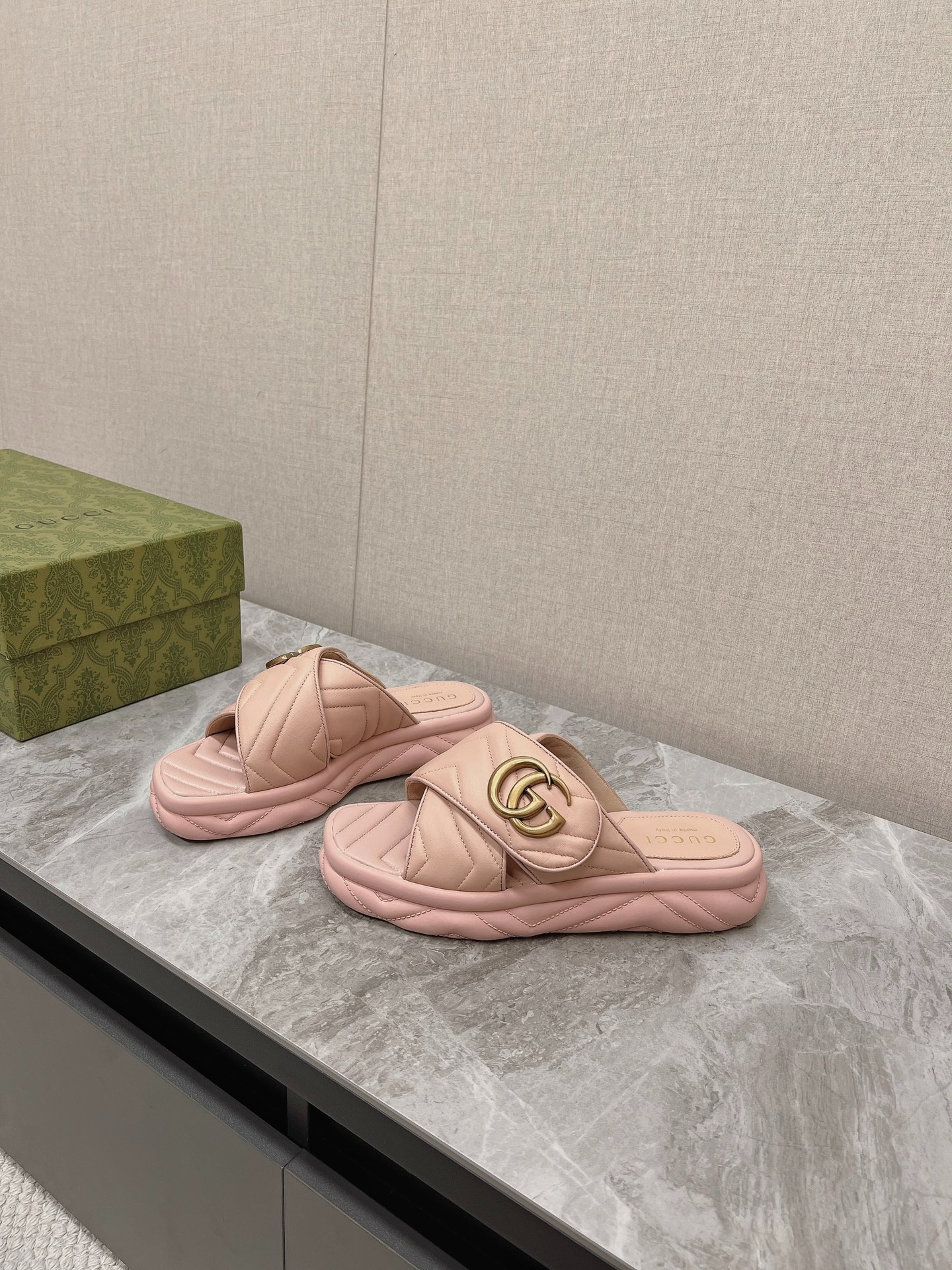 구* 봄여름 최신 여성 슬리퍼