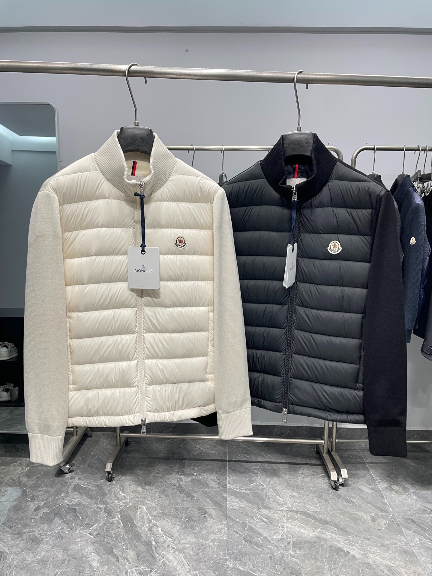 몽*레어 25FW 신상 퀼팅 하이넥 패딩 점퍼