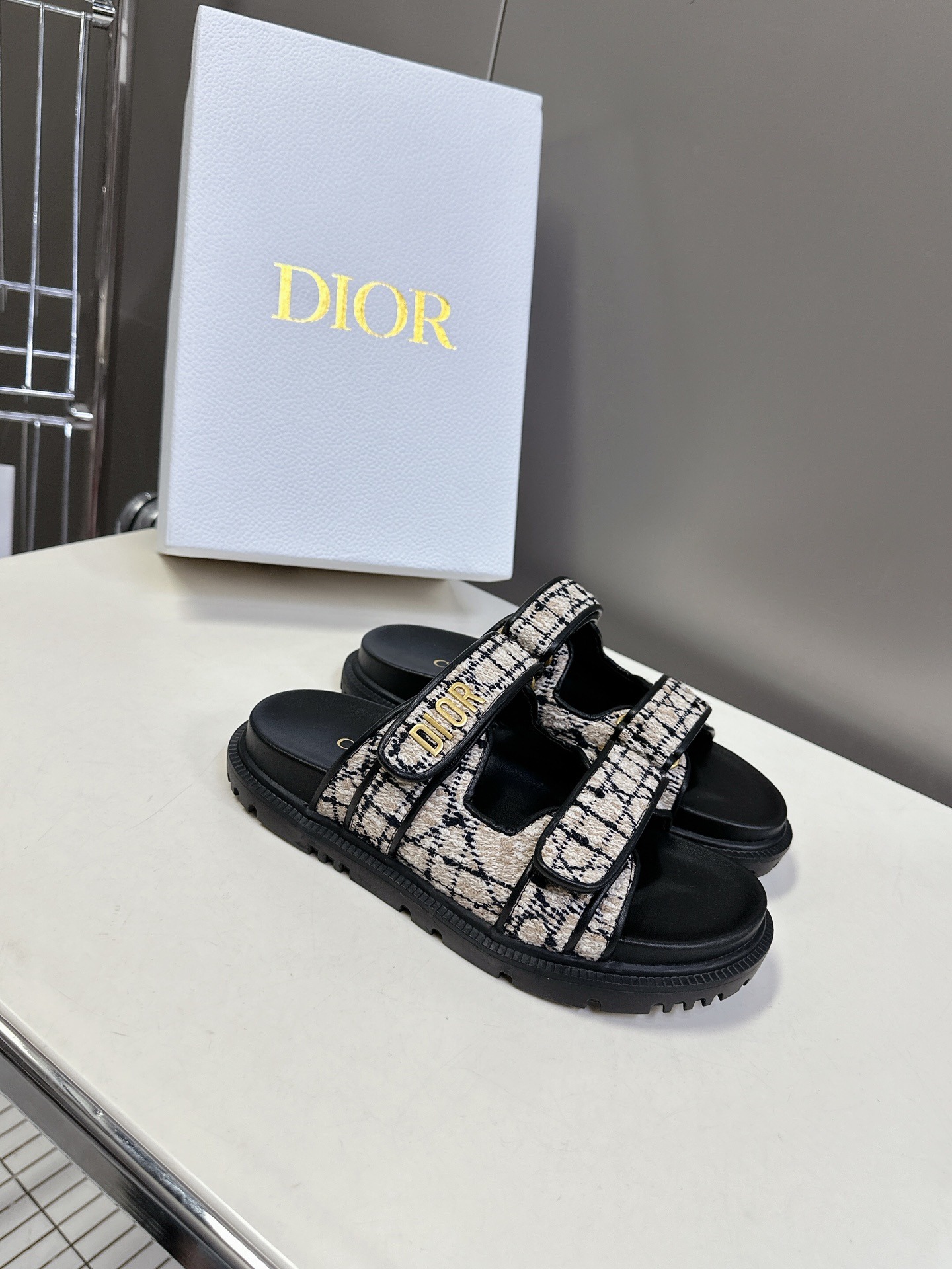 디* 봄여름 최신 벨크로 슬리퍼