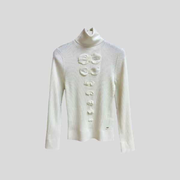 샤넬 보타이 터틀넥 레이어 탑