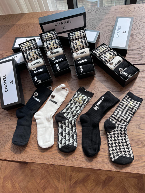 샤넬 미드 카프 양말 세트