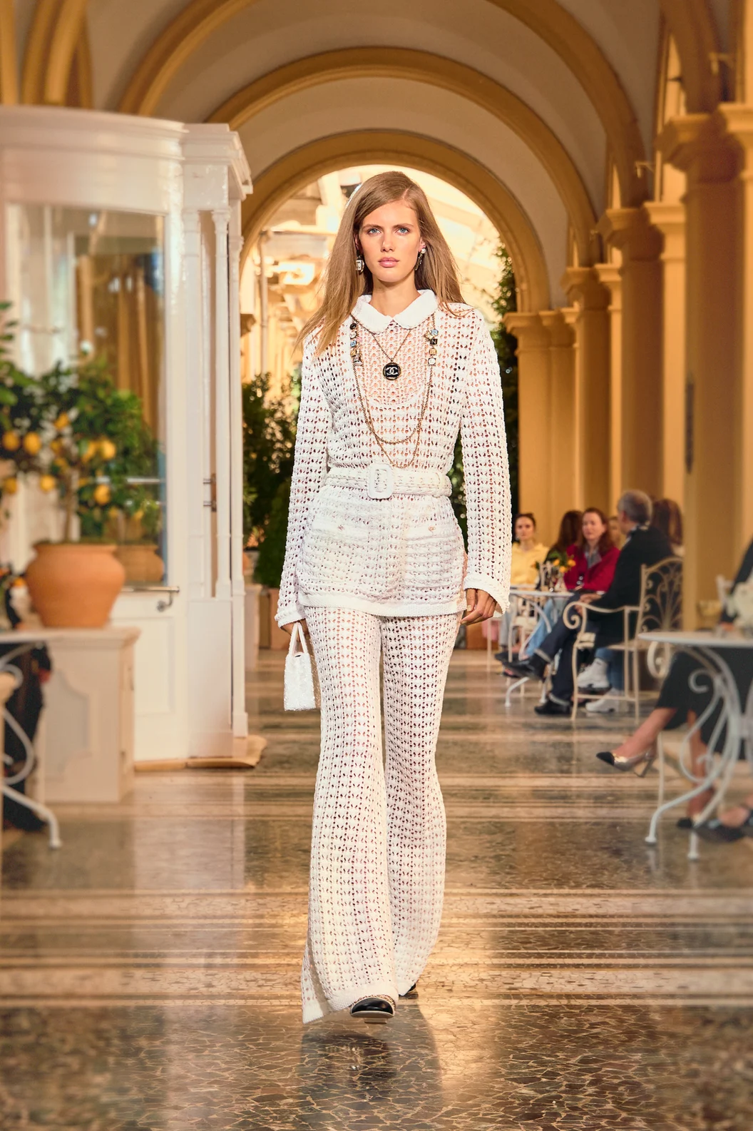 샤넬 니트 벨트 탑