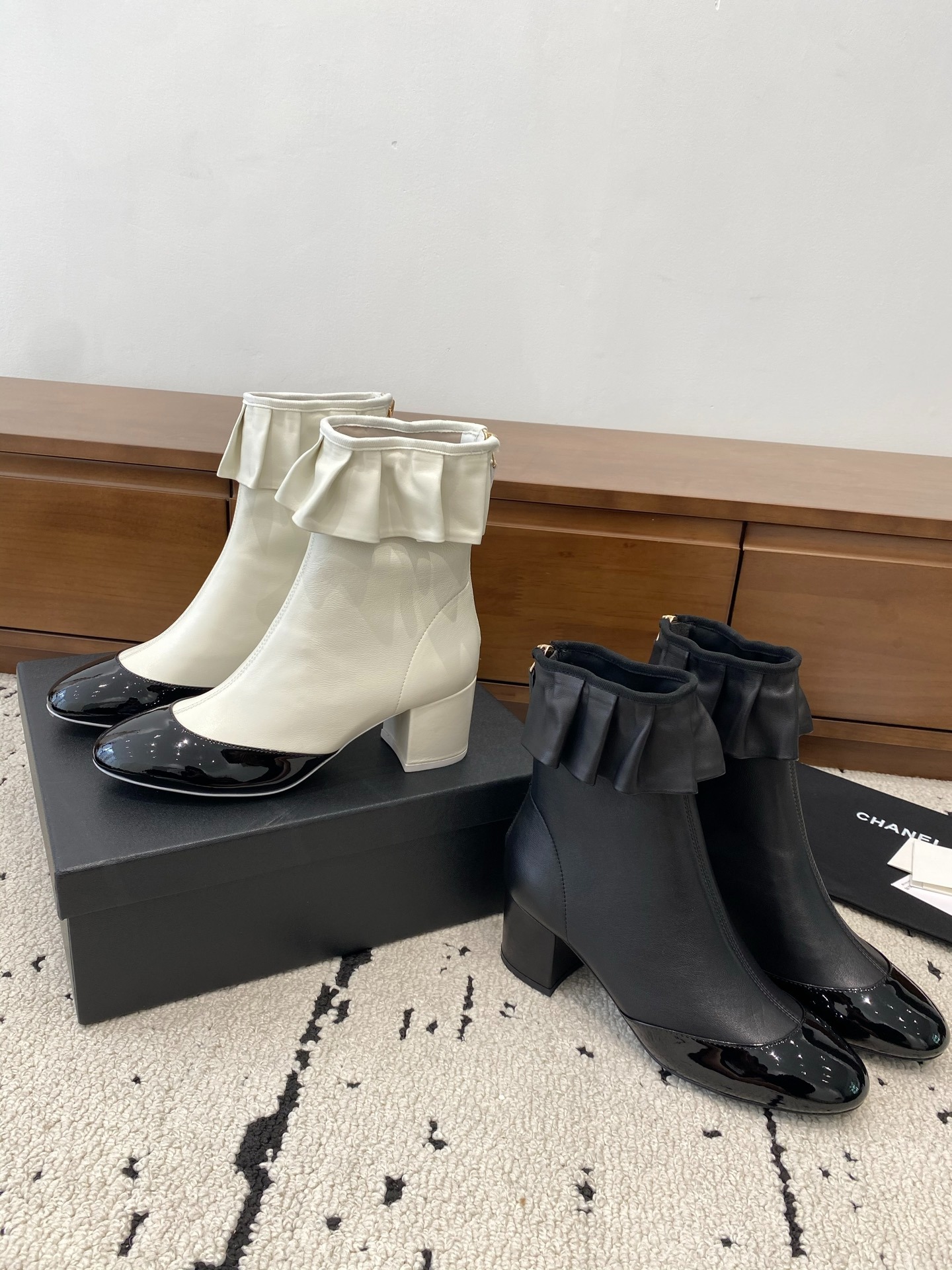 샤* 신상 가죽 앵클 부츠