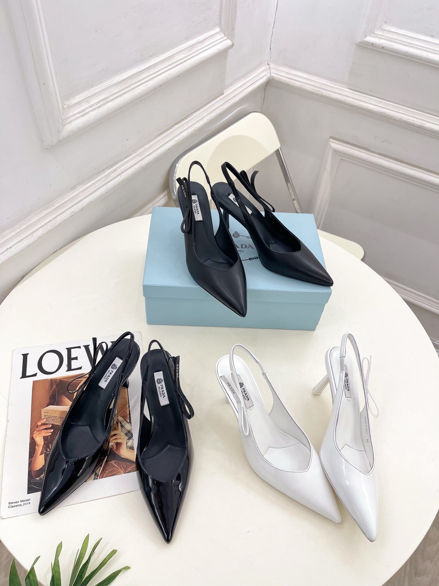 프*다 신상 스틸레토 통굽 샌들