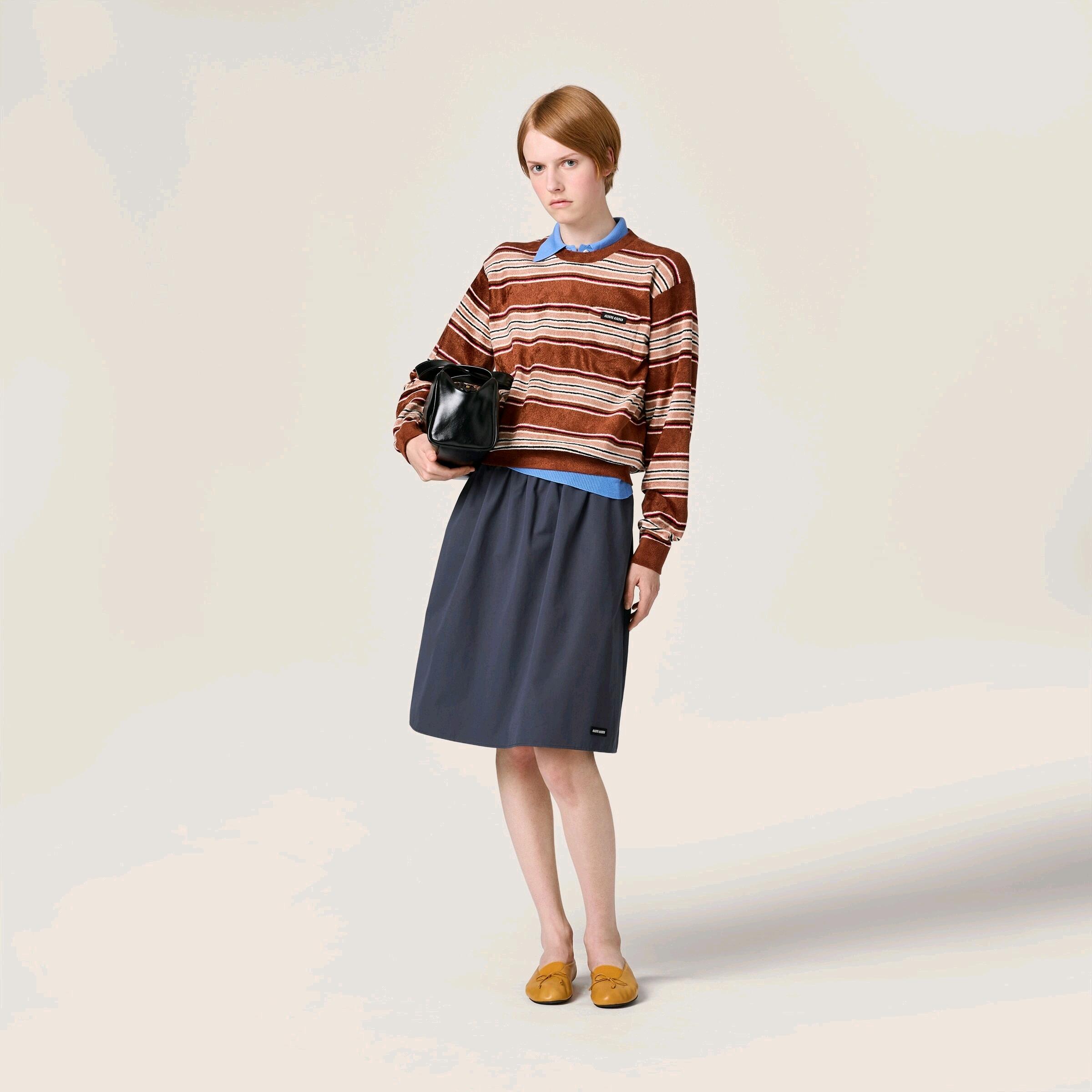 미우미우 셔닐 스웨터