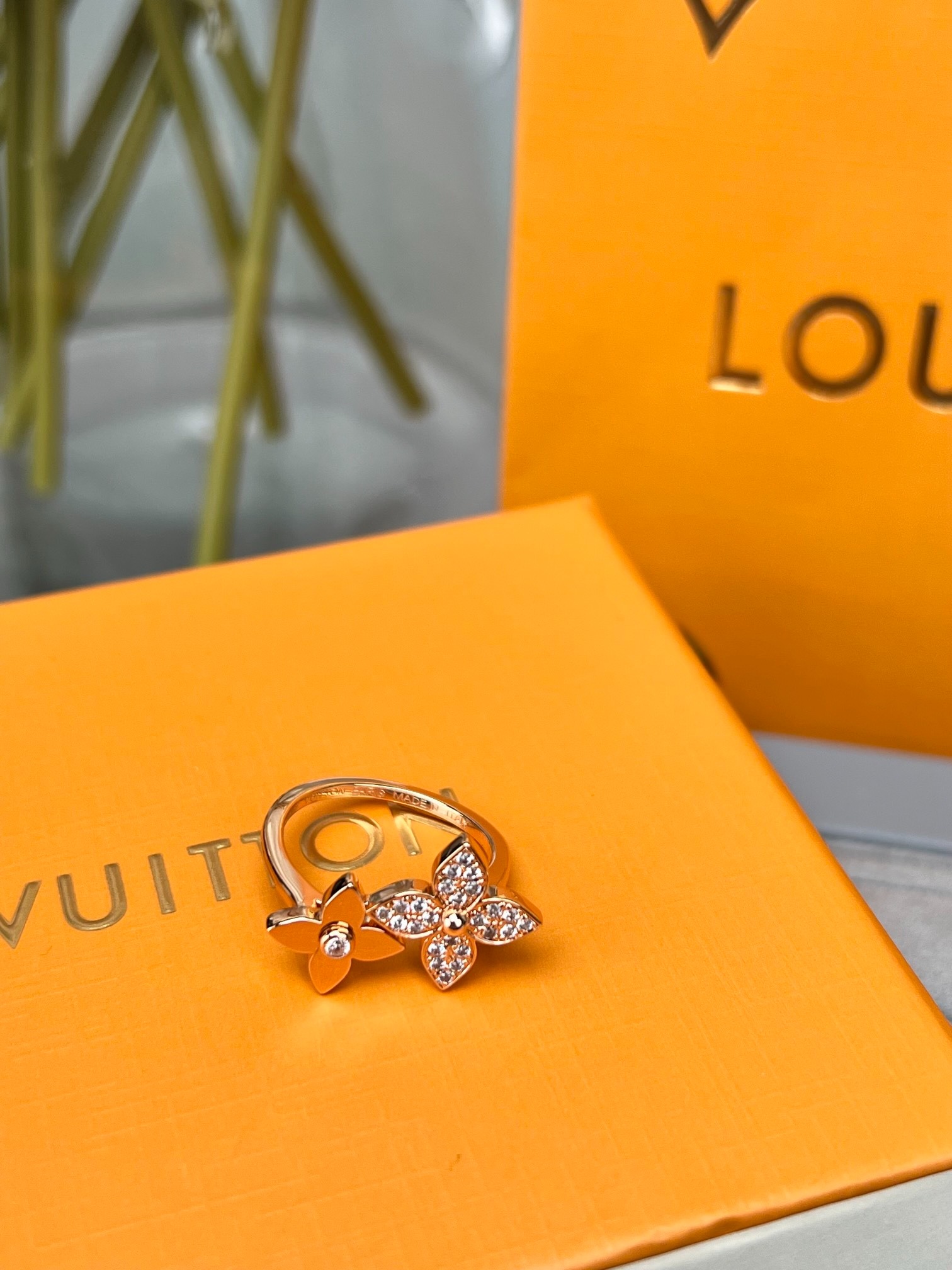 루*비통 LV 스타 블로썸 링