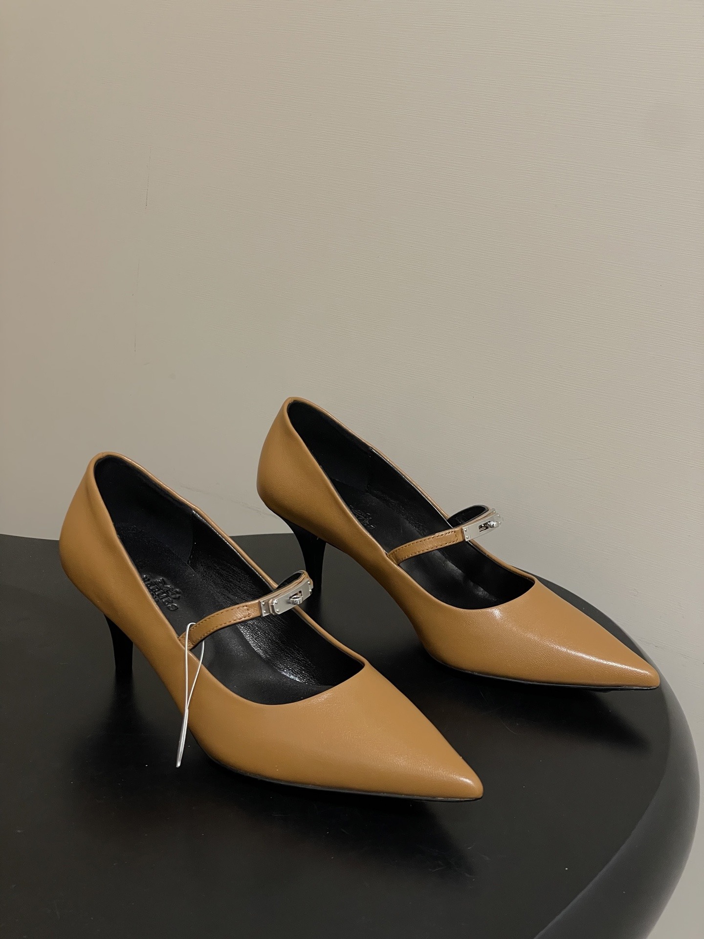 에*메스 26s 봄여름 신상 메리제인 펌프스 힐