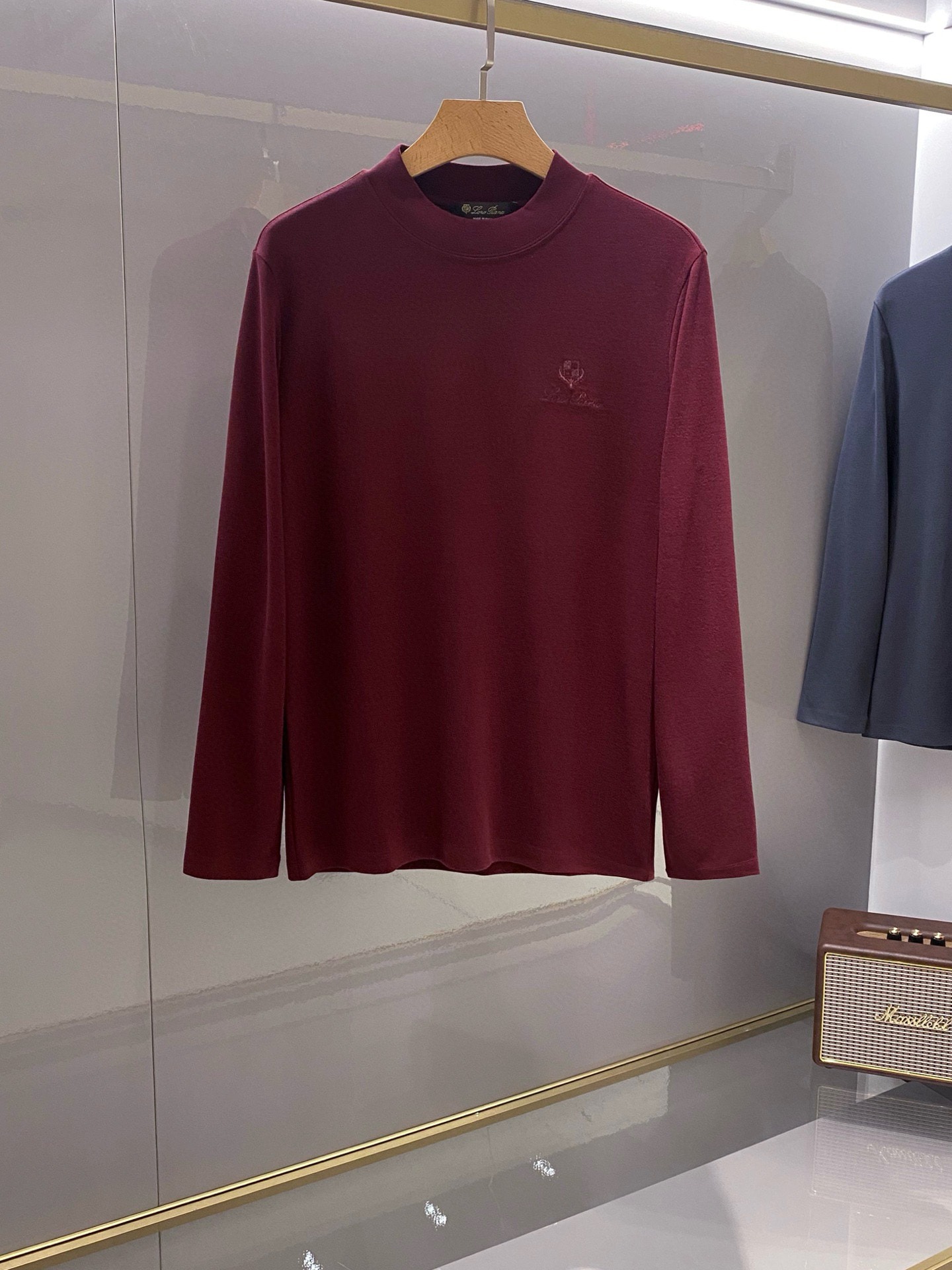 로*피아나 라운드넥 긴팔 이너웨어