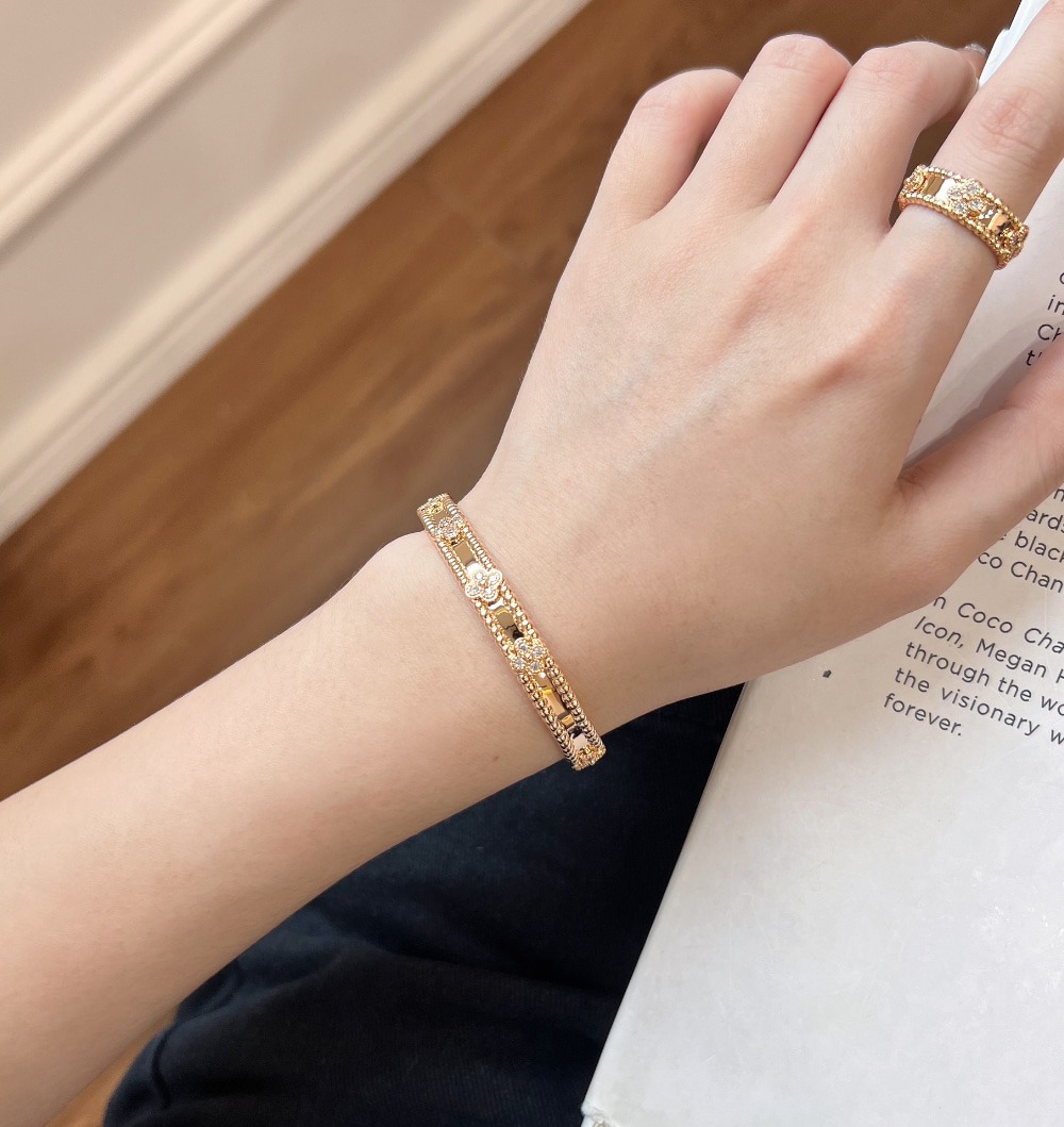 반*리프 Arpel 뻬를리 스위트 클로버 브레이슬릿 팔찌