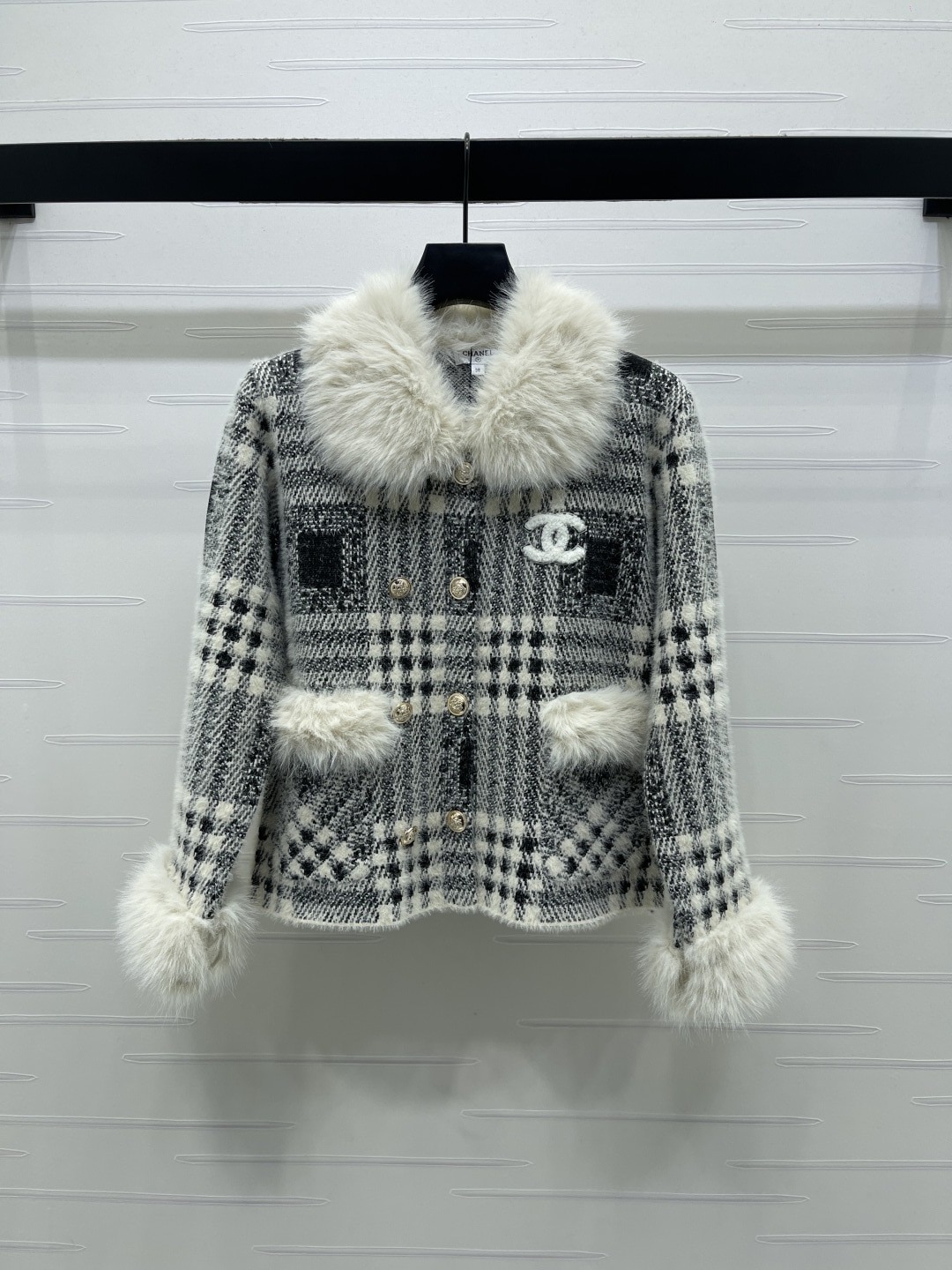 샤* 26 신상 보아털 칼라 체크 니트 코트