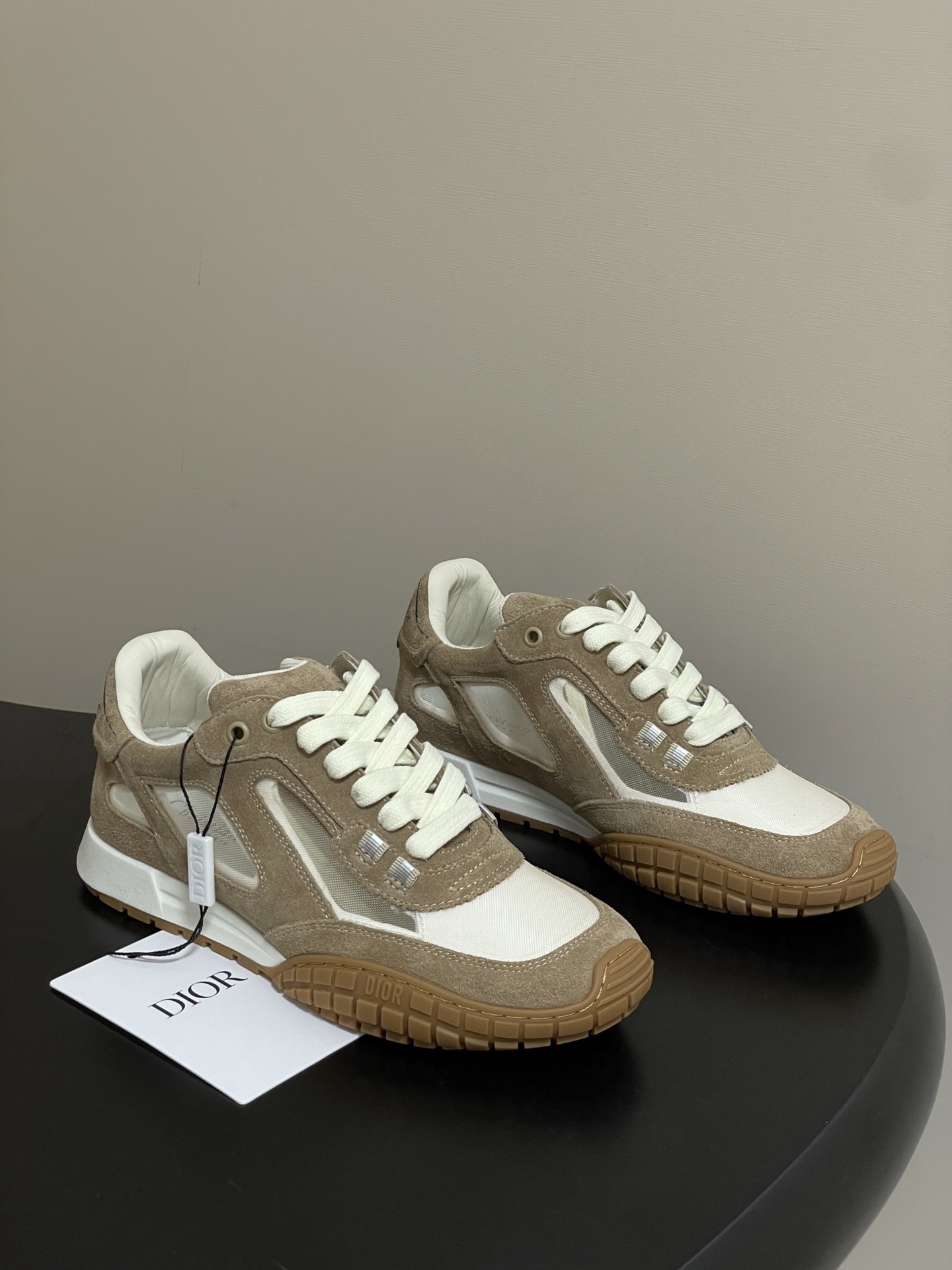 디* 메쉬 스트랩 통굽 런닝화