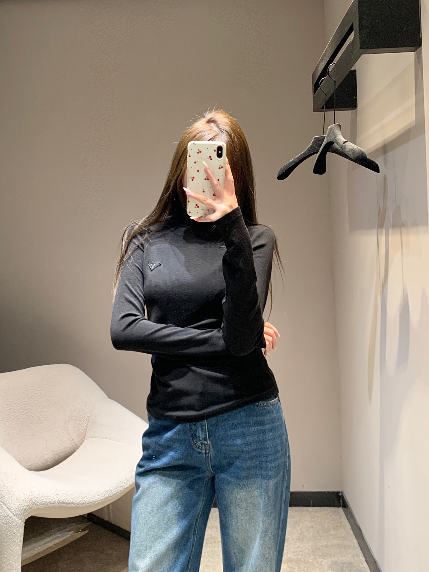 프*다 신상 터틀넥 긴팔