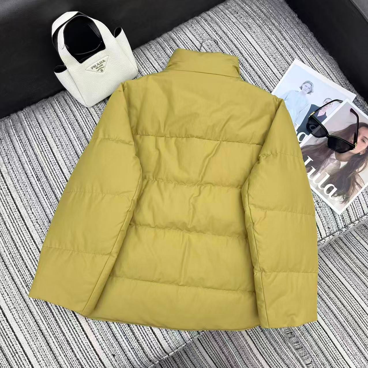 프*다 신상 하이넥 패딩 자켓