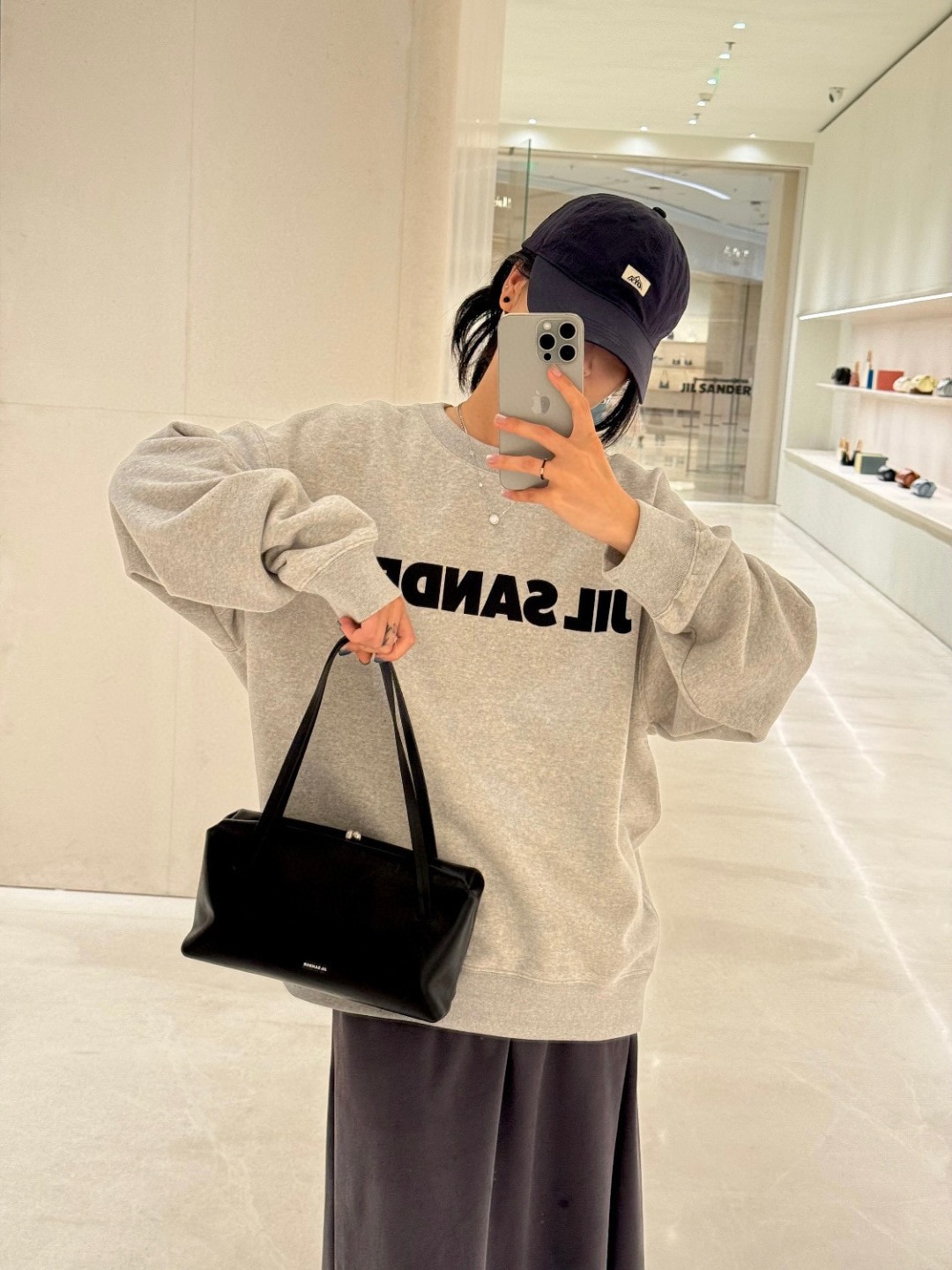 질*더 신상 라운드 맨투맨