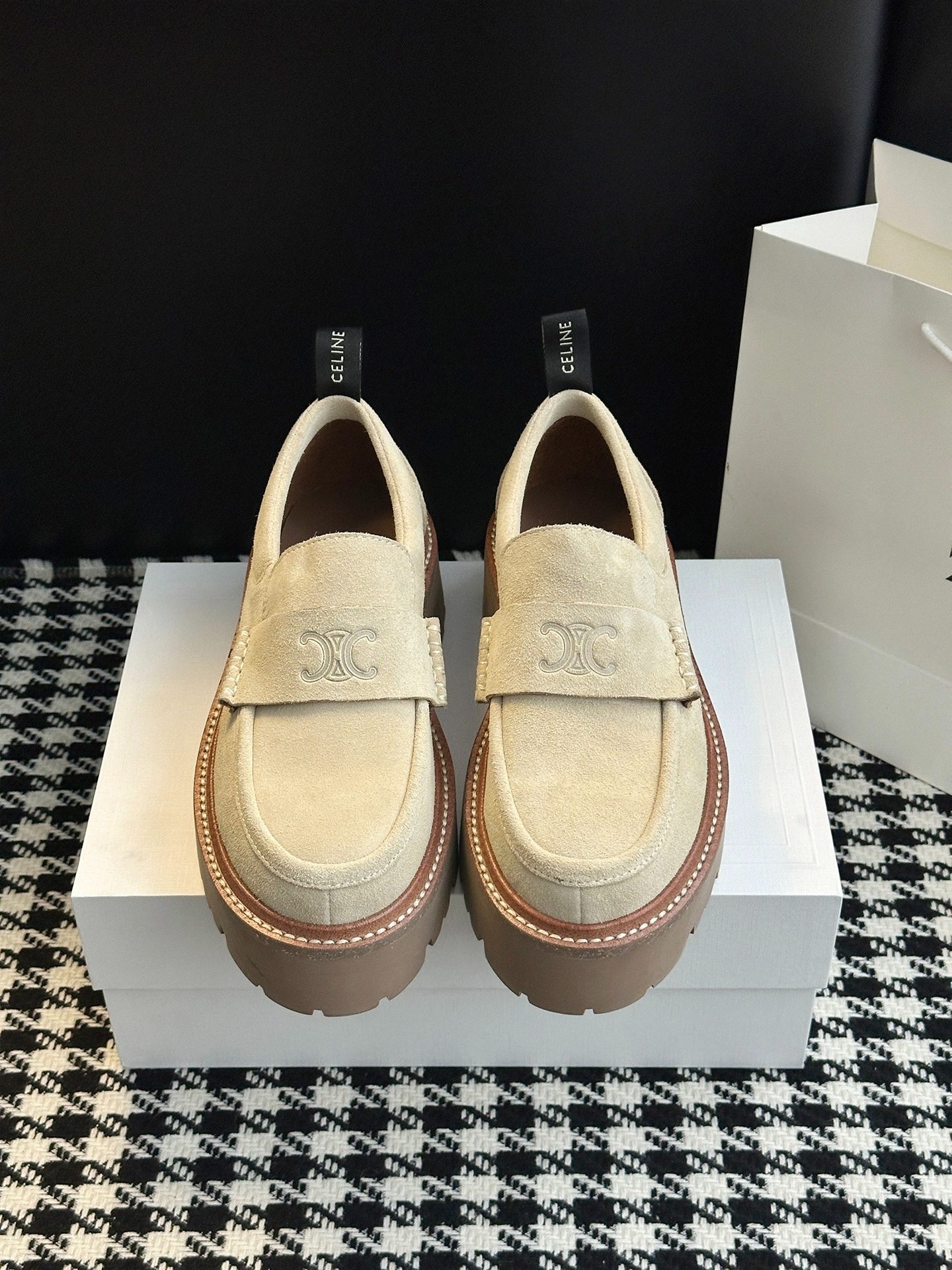 셀*느 신상 더비 슈즈