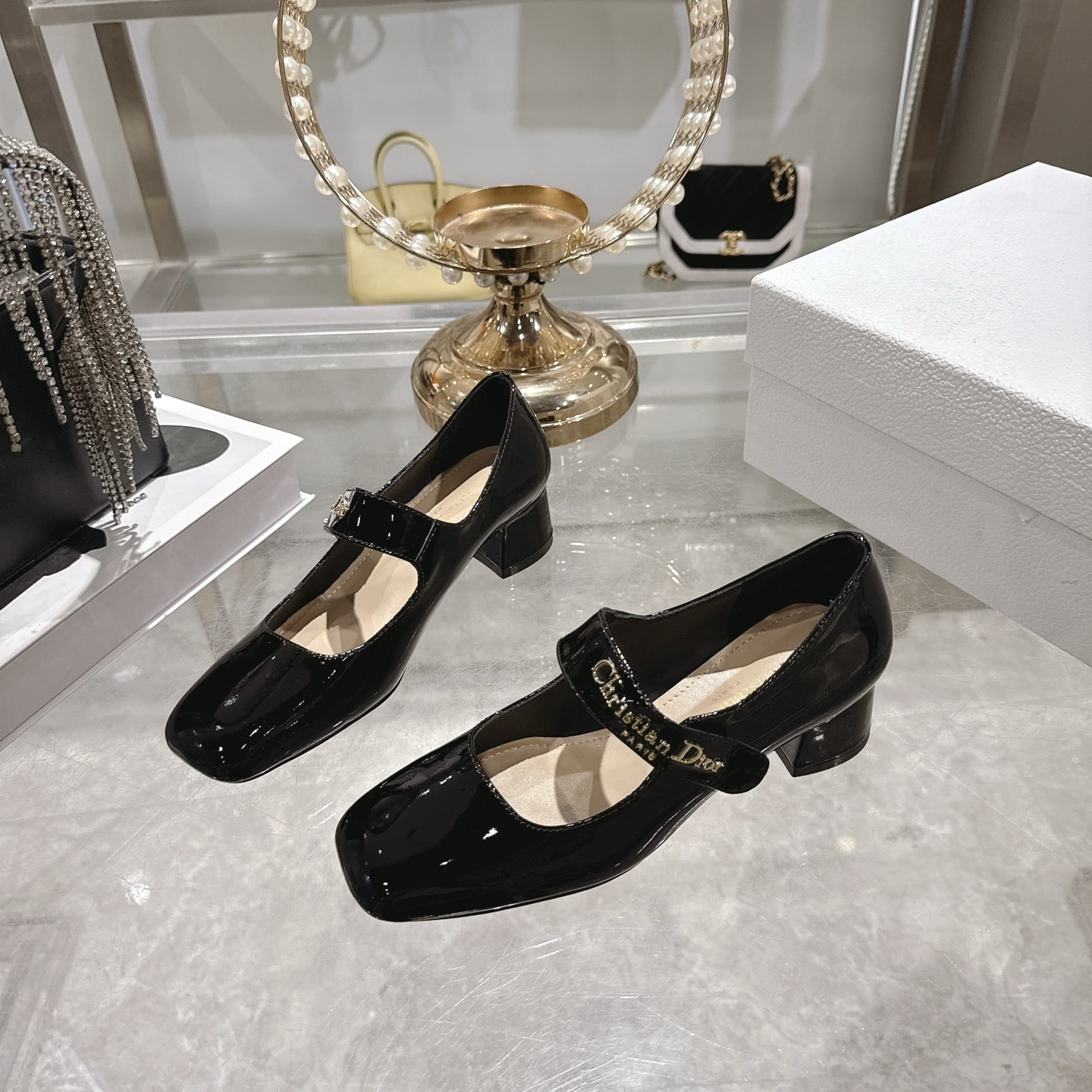 디* 26 신상 Lolita 통굽 단화