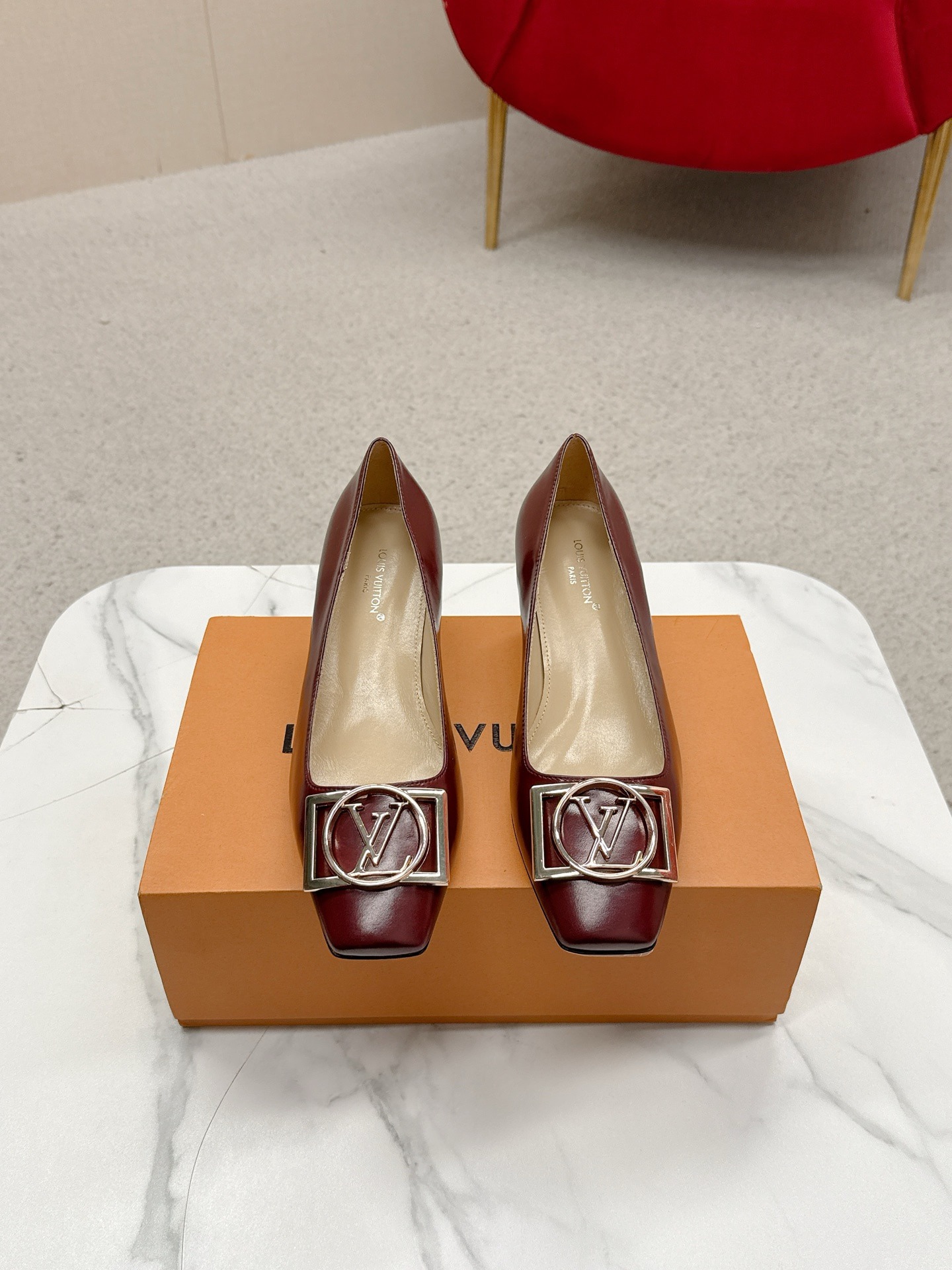 루*비통 클래식 스틸레토 힐