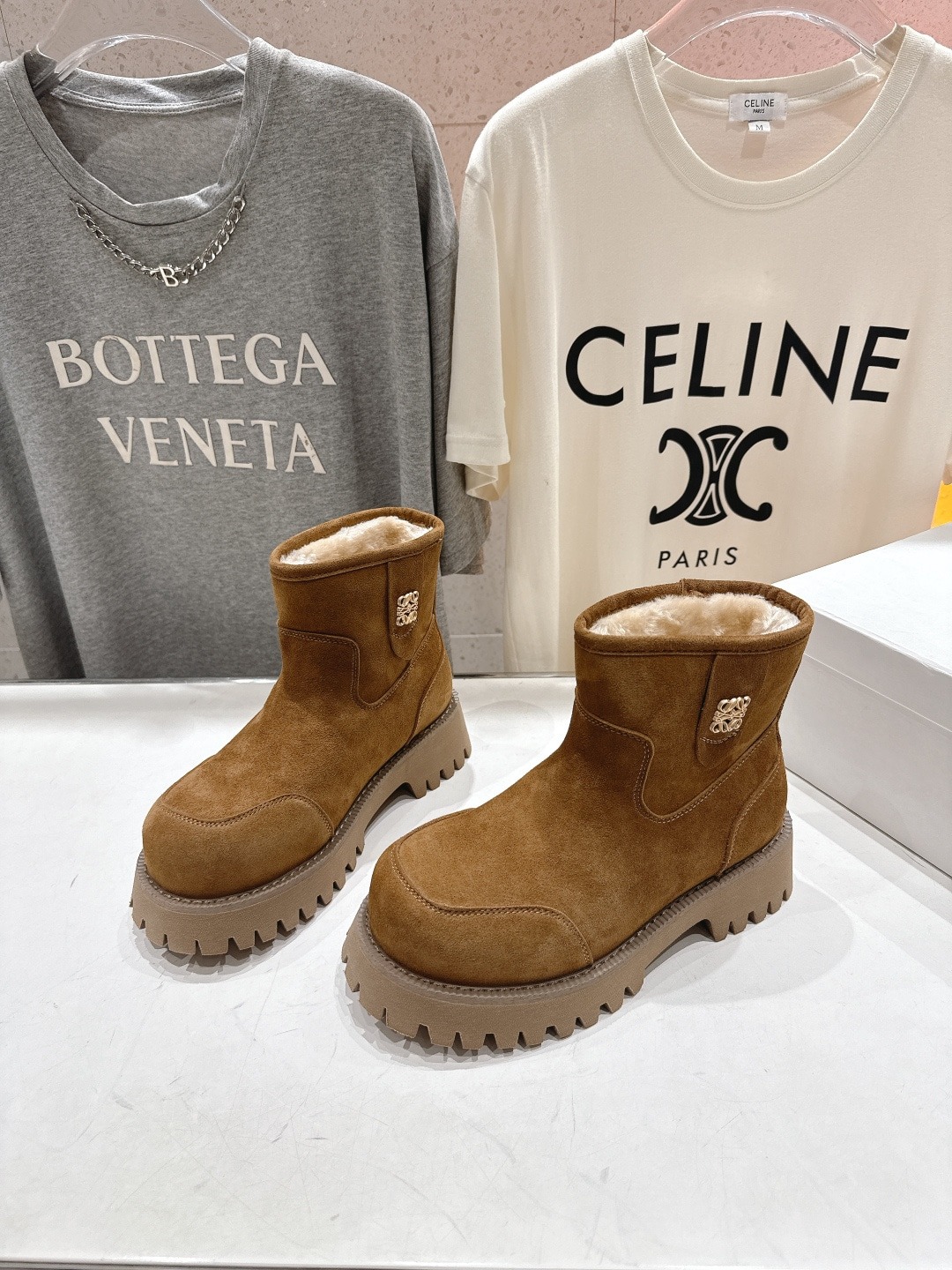 로*베 신상 스노우 양털 부츠