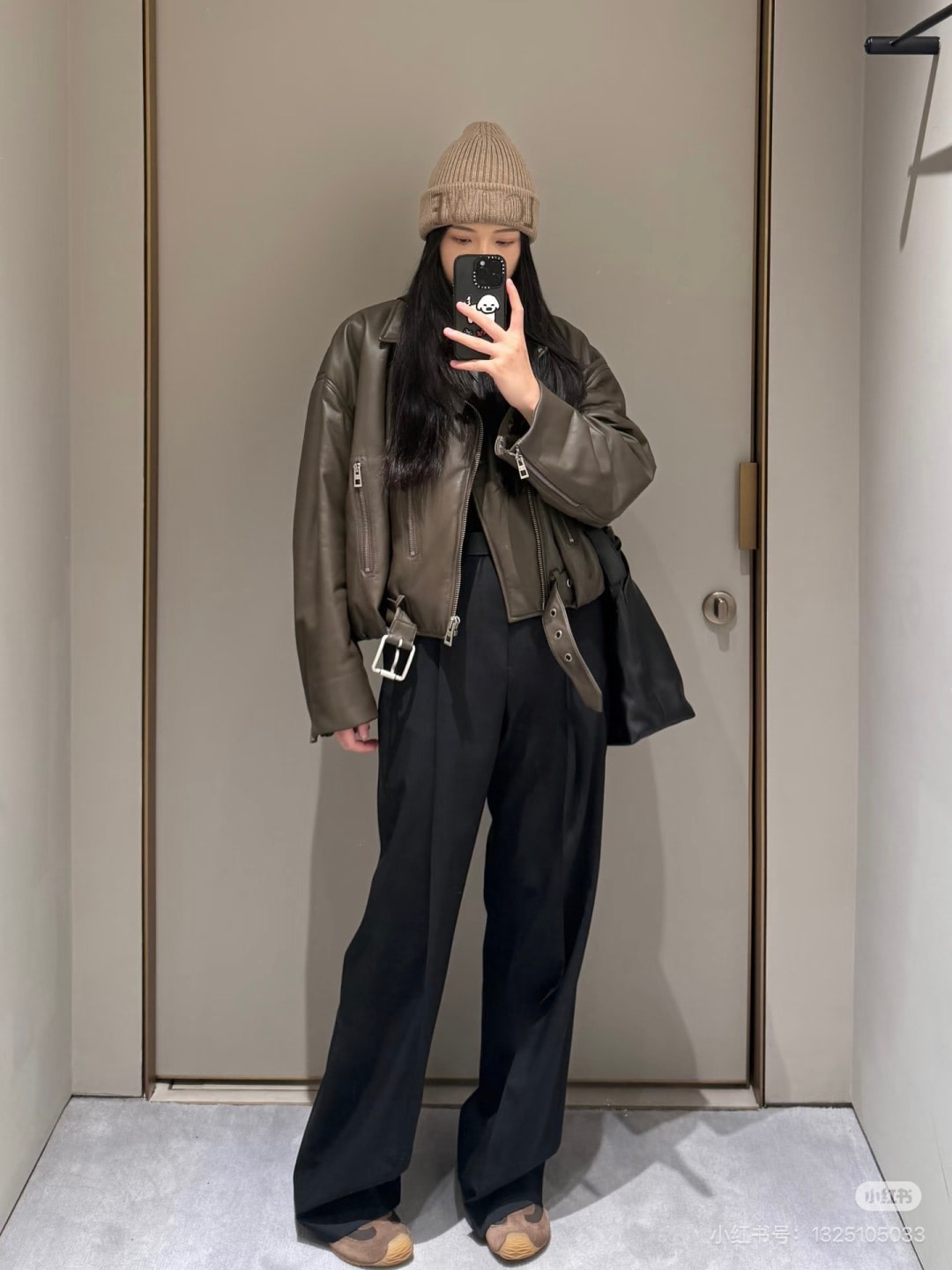 로*베 26Ss 봄 신상 무스탕 다운점퍼