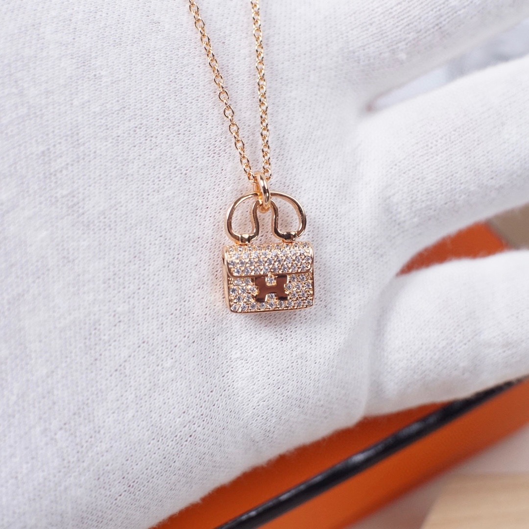 에*메스 콘스탄스 목걸이