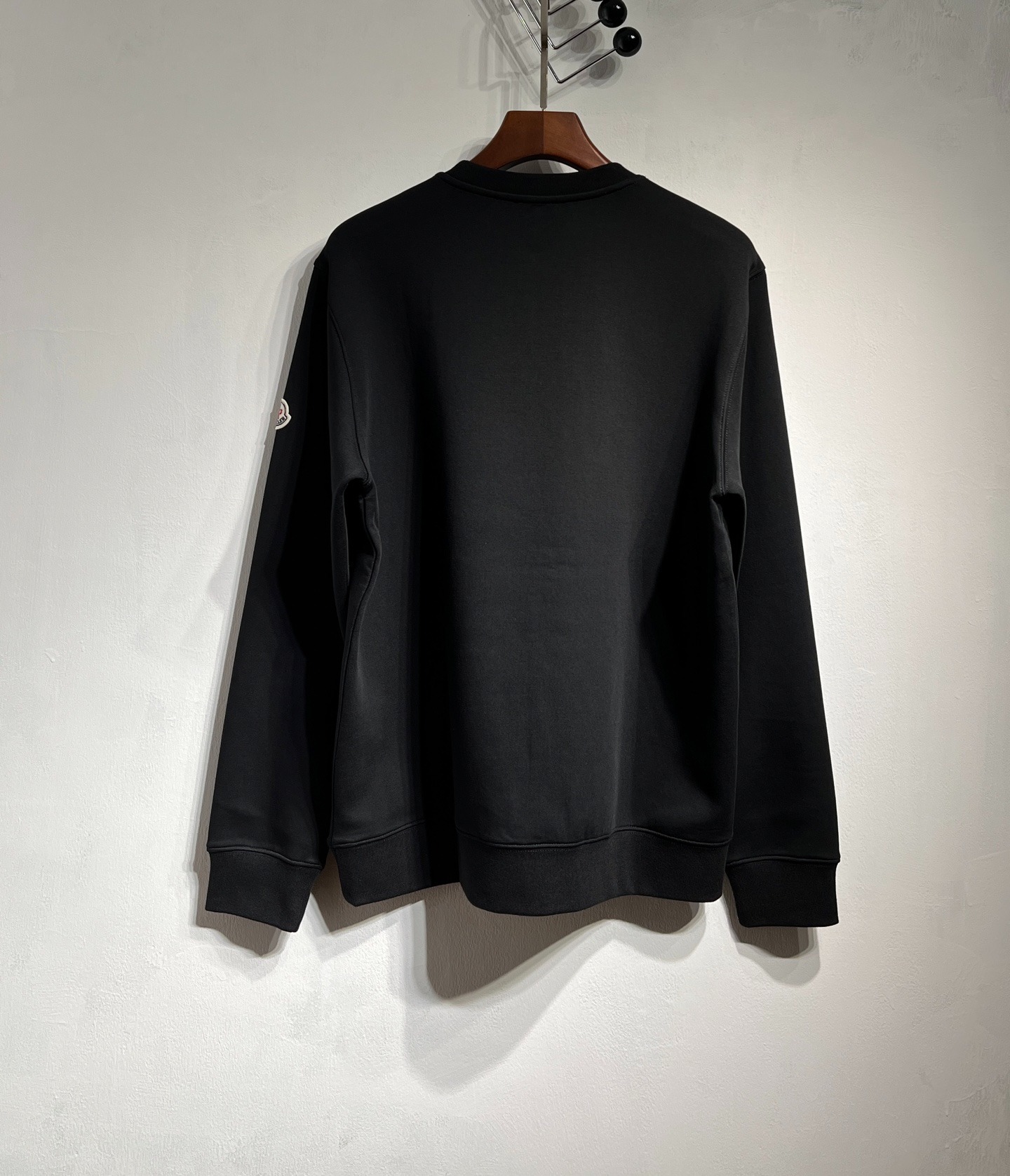 몽클레어 신상 맨투맨