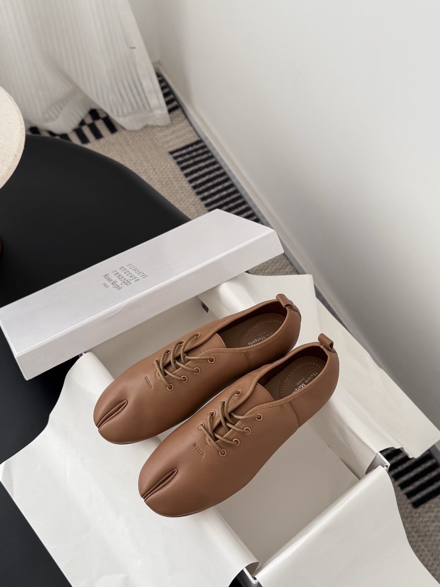 메*마르지엘라 양가죽 토 슈즈