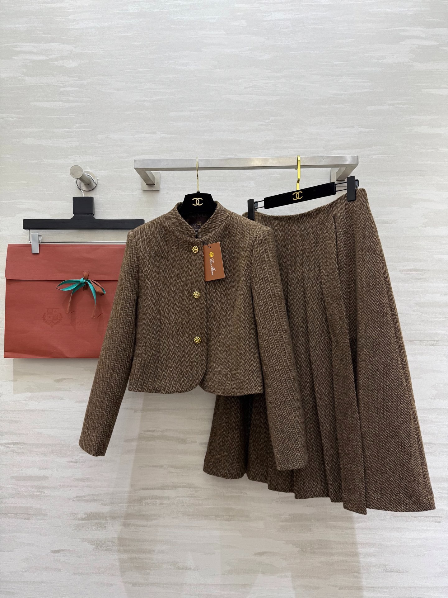 로*피아나 신상 빈티지 헤링본 세트