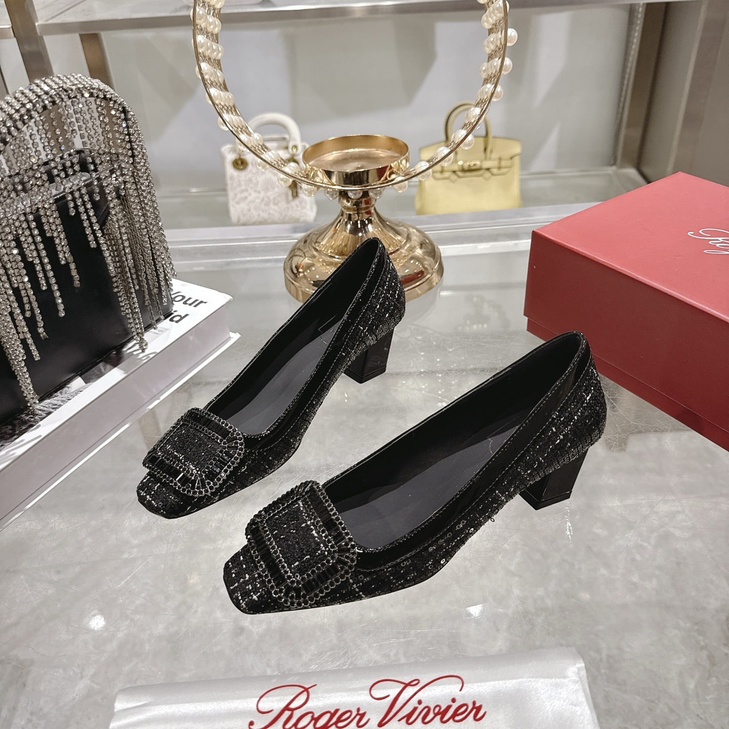 로*비비에 25 신상 단화