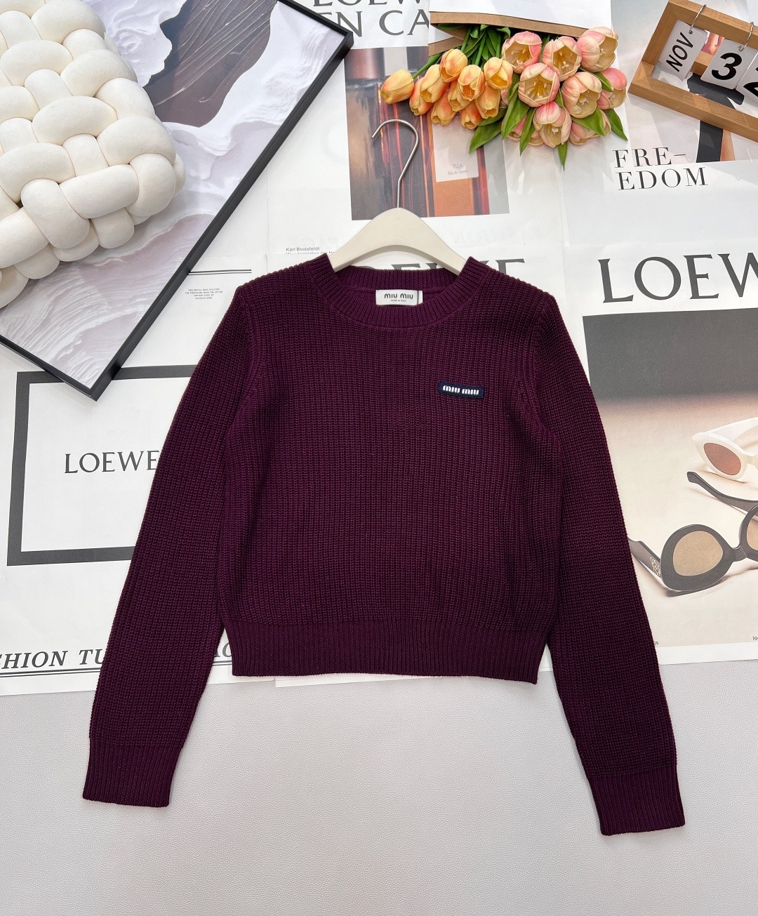 미*미* 레터링 패치 긴팔 니트