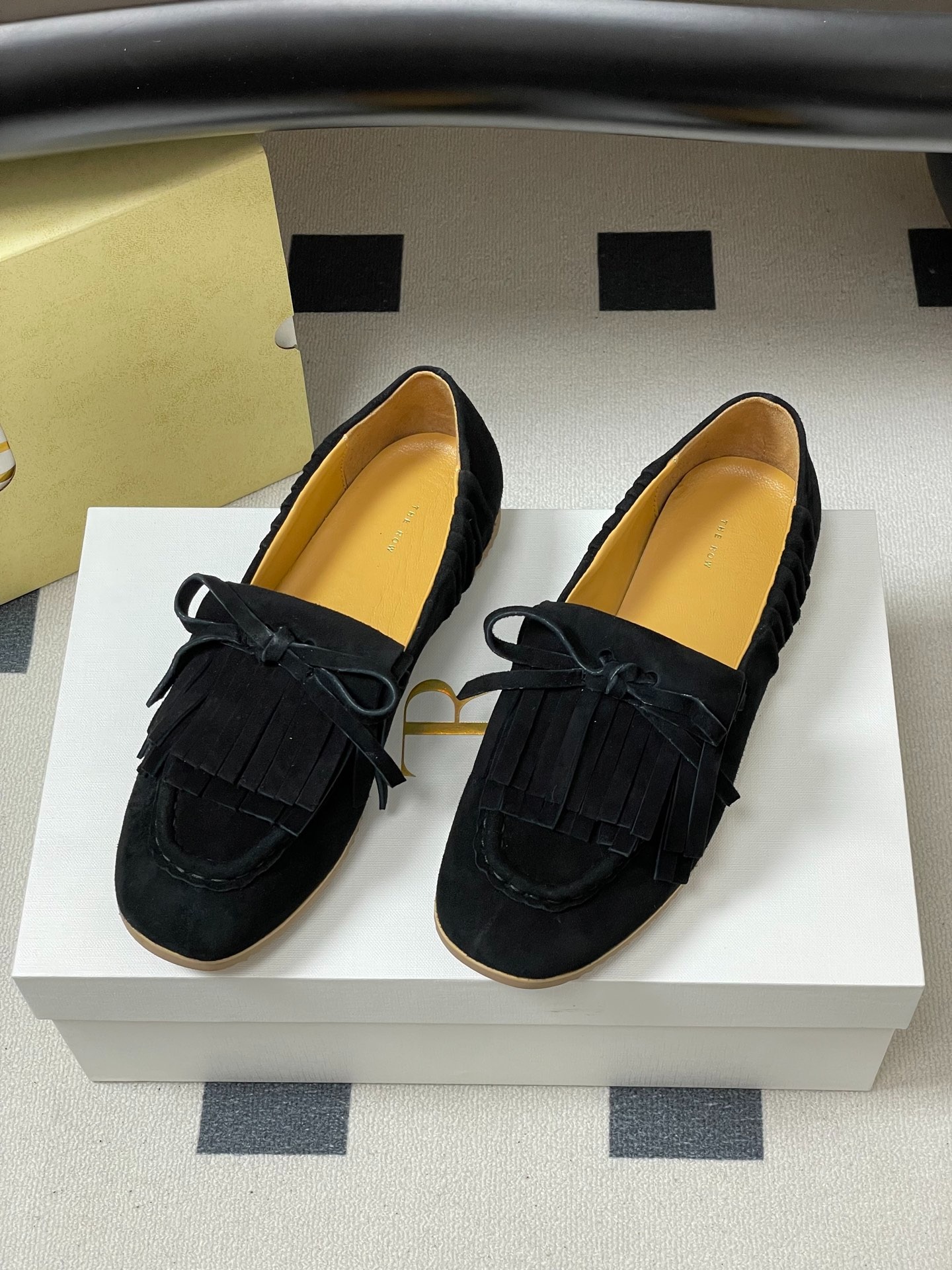 더*우 26 봄여름 신상 리본 태슬 플랫 로퍼