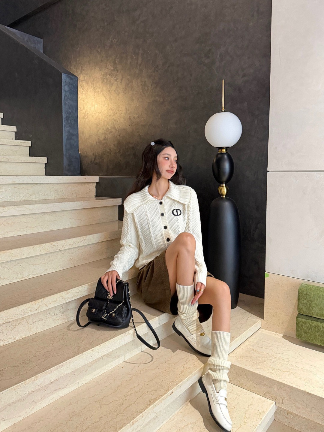 디* 신상 레터링 터틀넥 가디건