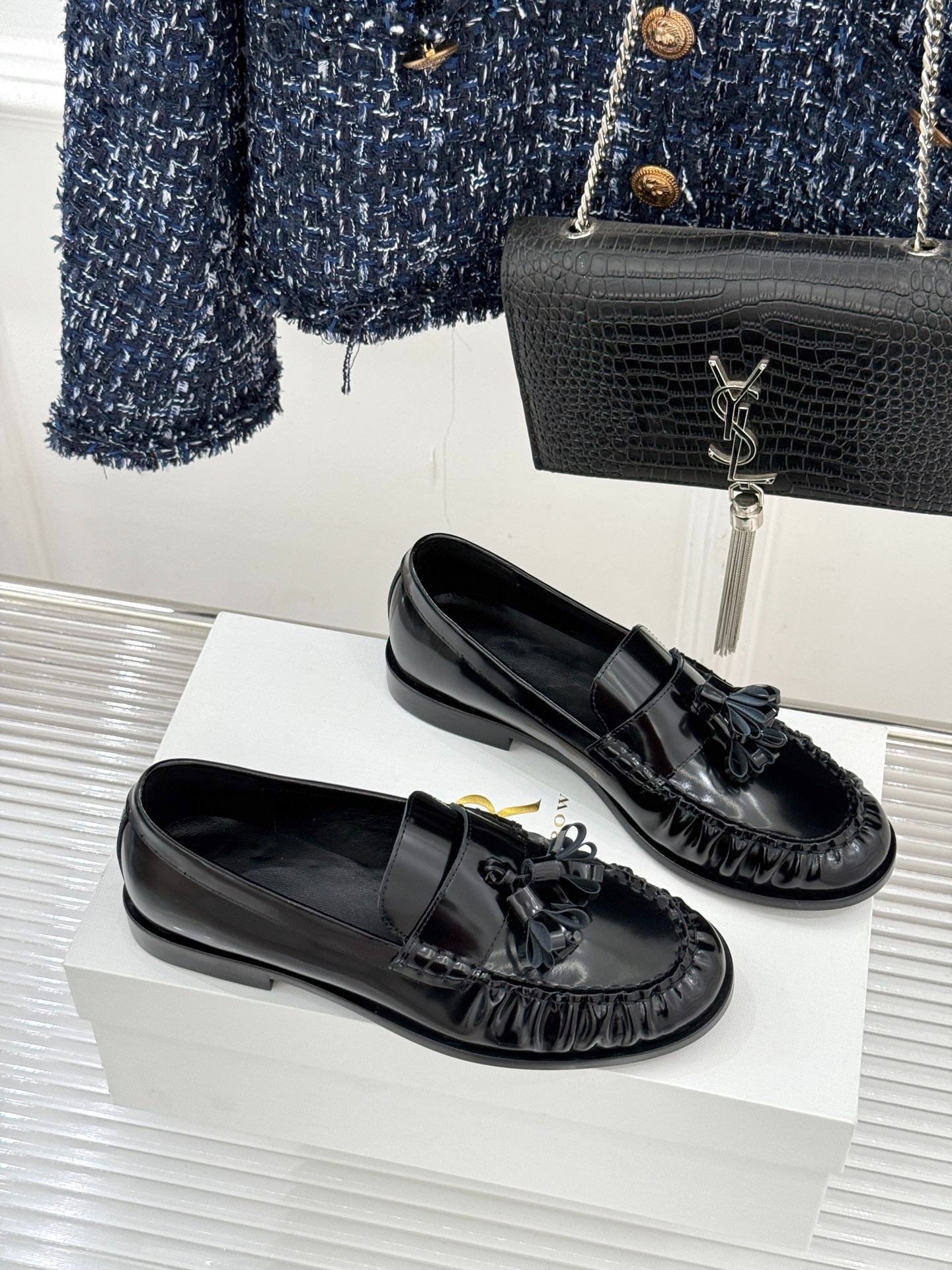 더*우 신상 빈티지 태슬 로퍼