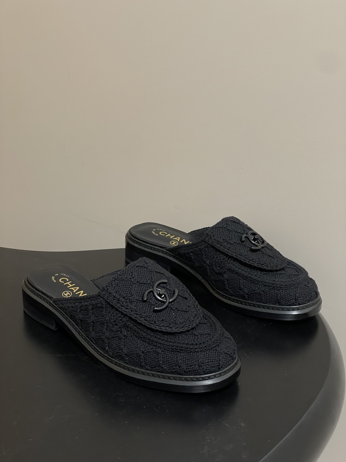 샤* 신상 클래식 세미 슬리퍼