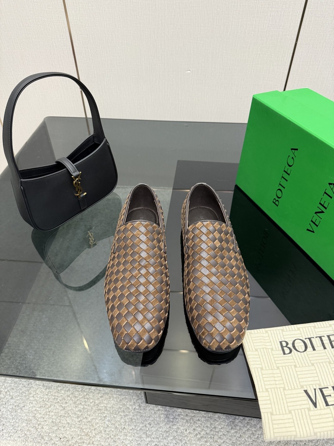 보*가베네타 로퍼