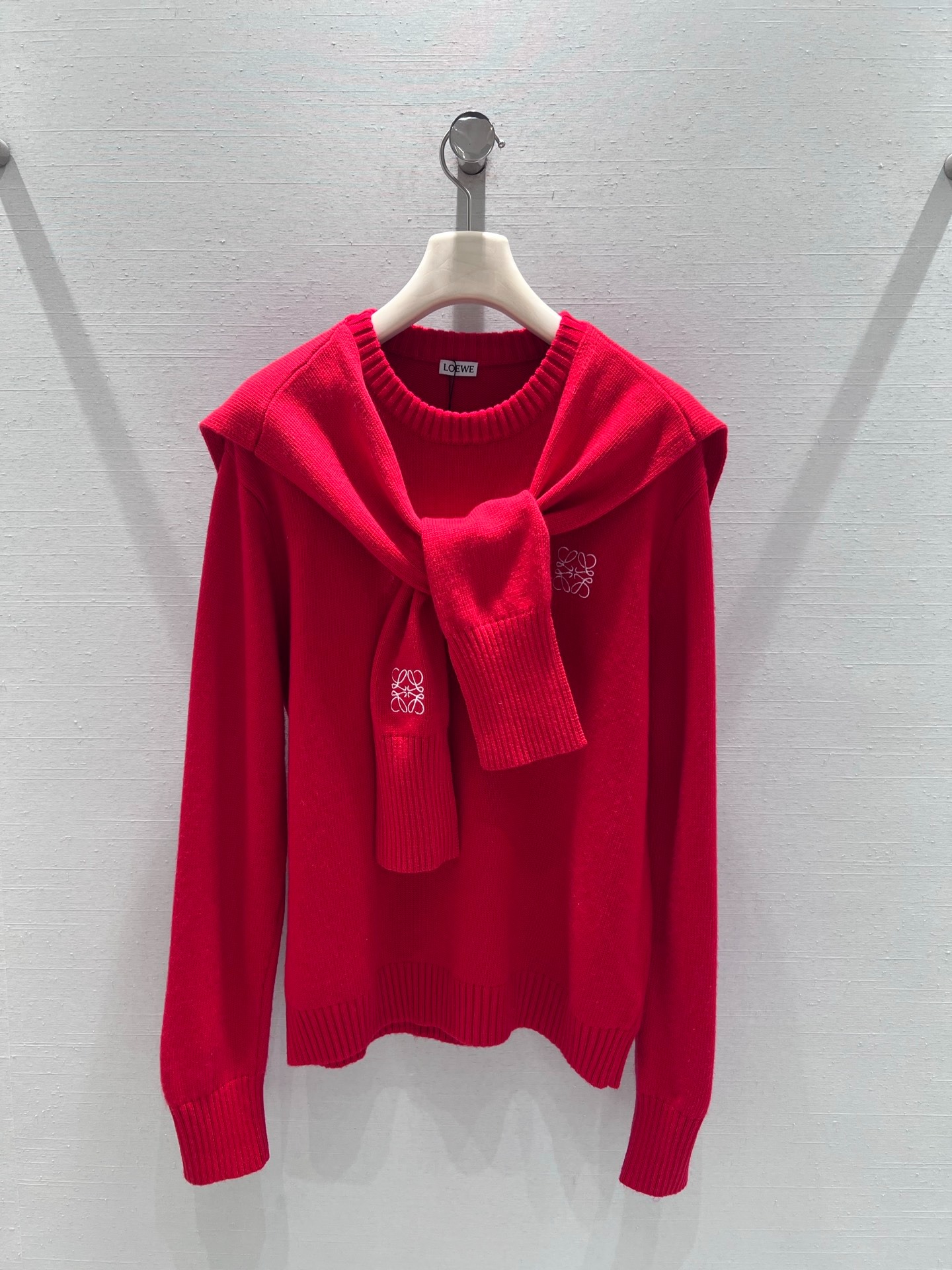 로*베 26SS 봄 신상 케이프 니트 스웨터