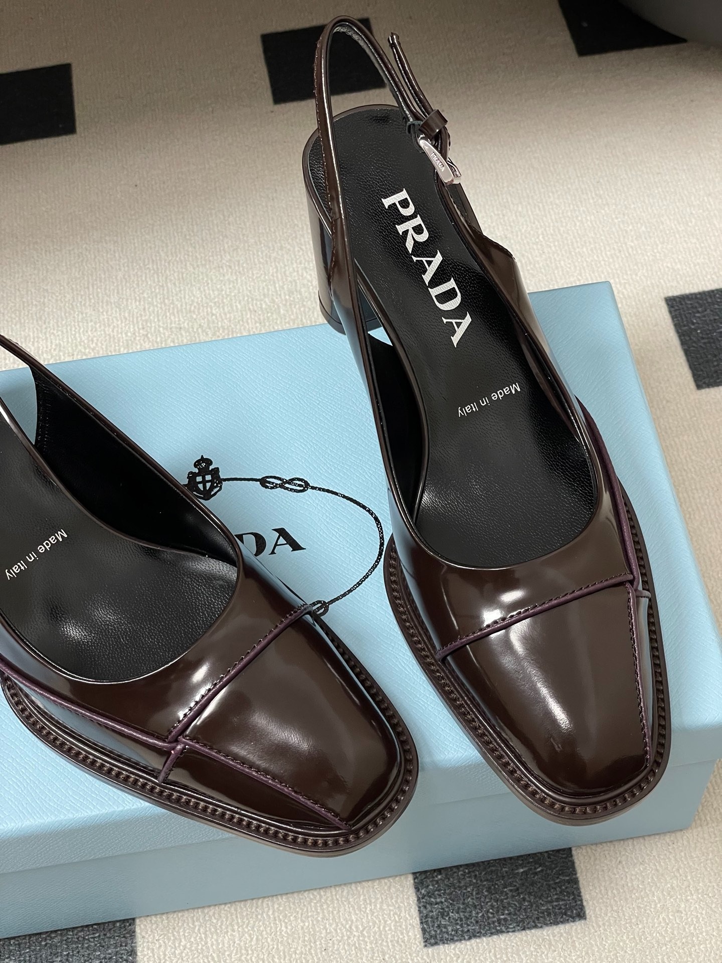 프*다 빈티지 볼링 스티치 힐