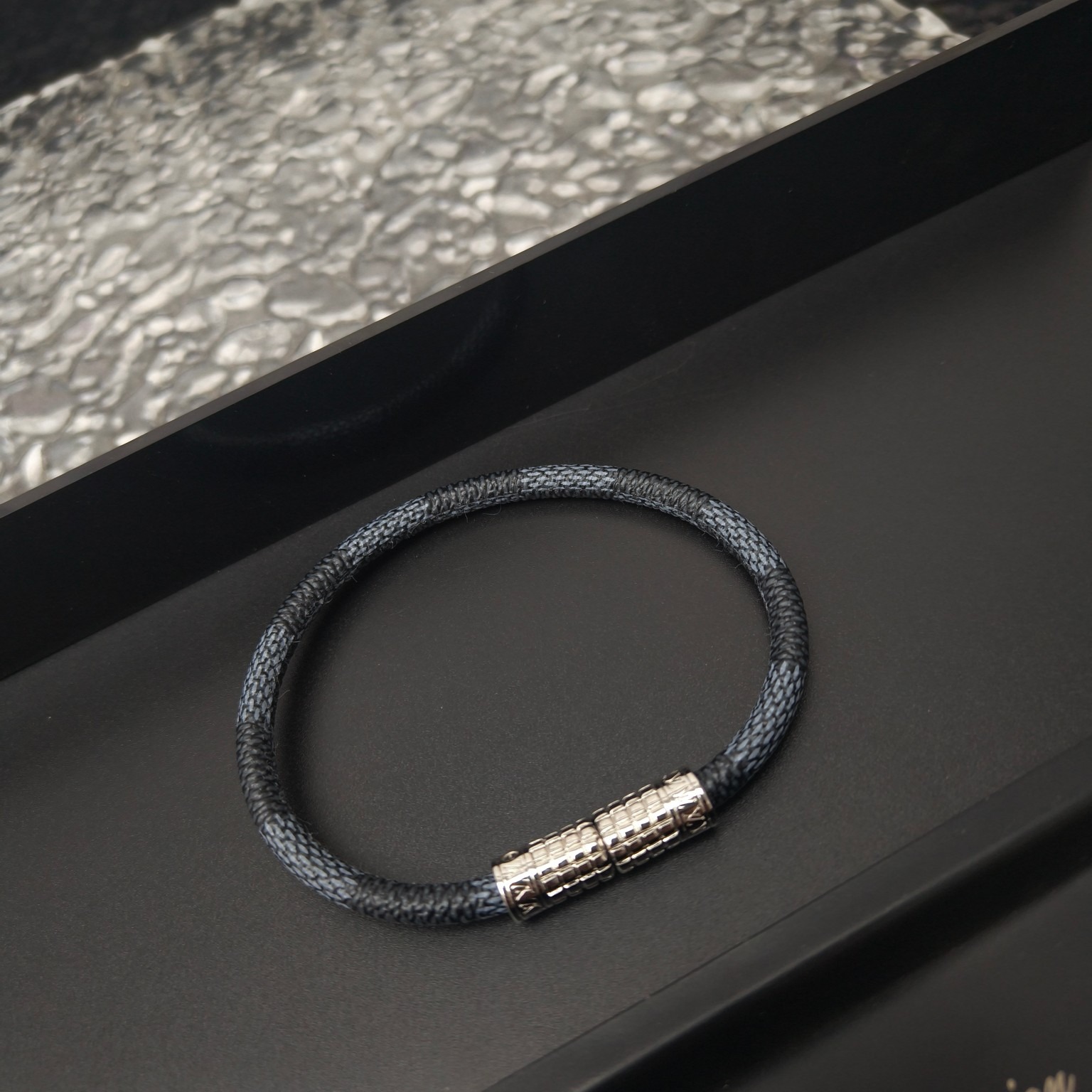 루*비통 DIGIT 팔찌